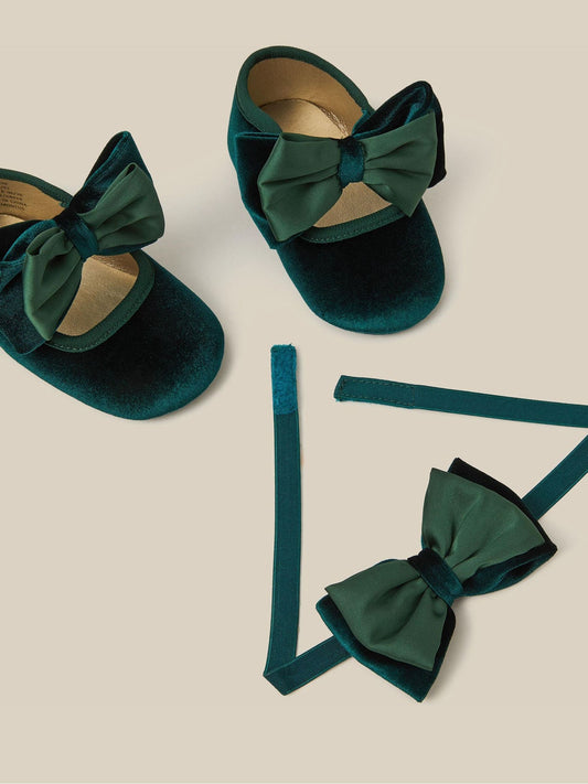 Dsiney Kidz - Monsoon Green Baby Bow Velvet Booties & Headband Set image 2