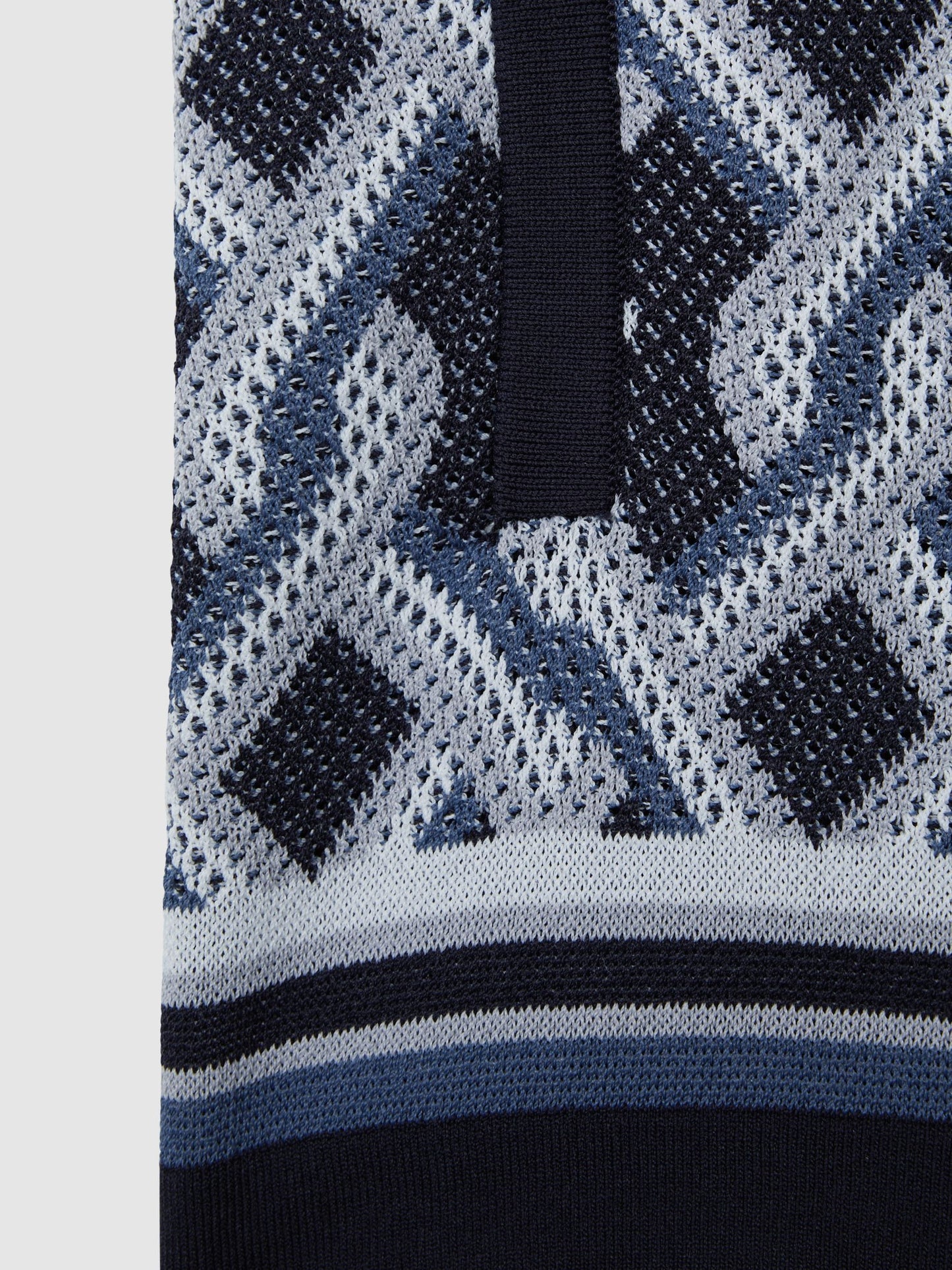 Dsiney Kidz - Reiss Navy Multi Jack 3-9 yrs Knitted Elasticated Waistband Shorts image 6