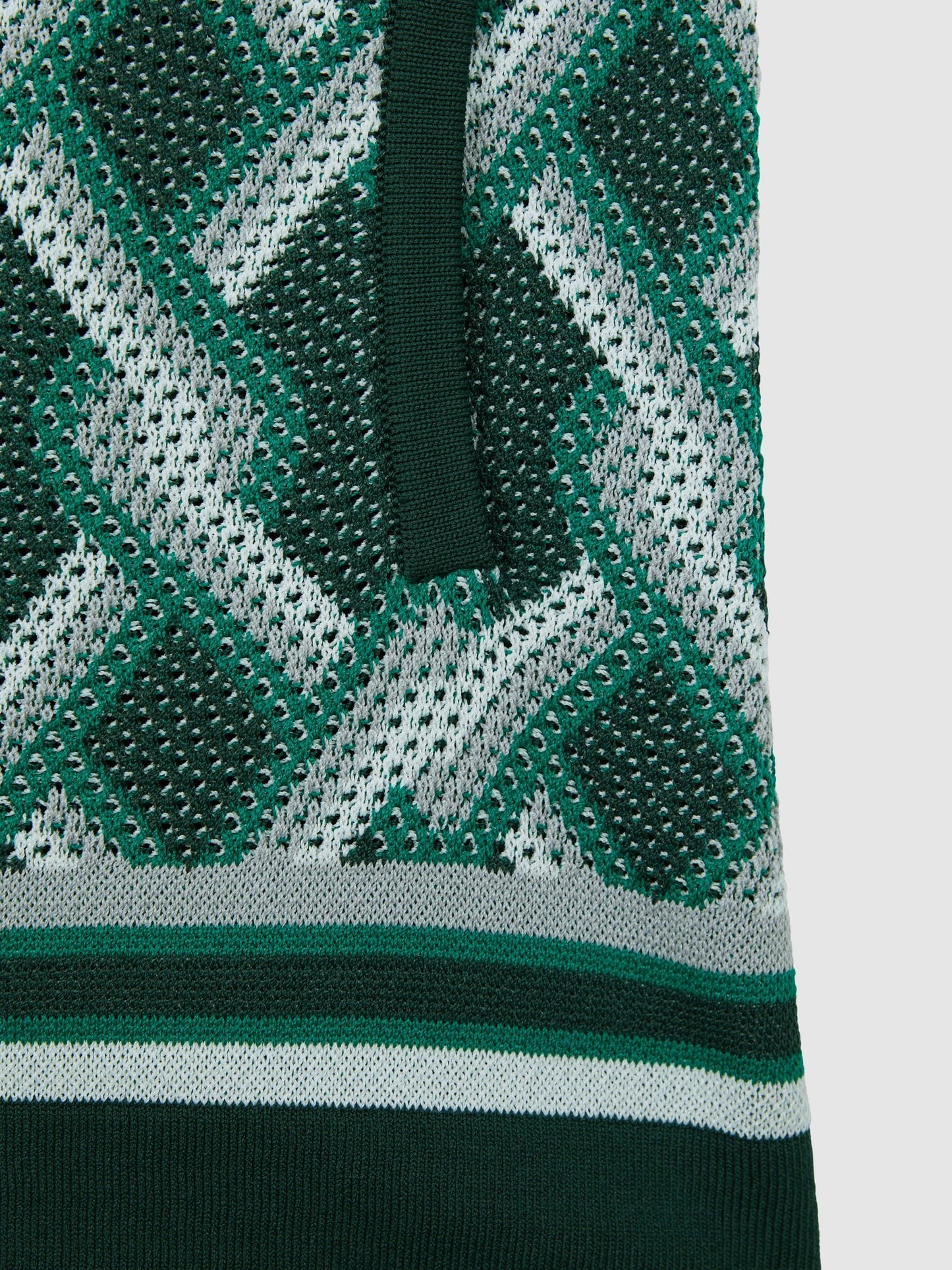 Dsiney Kidz - Reiss Green Multi Jack 3-9 yrs Knitted Elasticated Waistband Shorts image 6