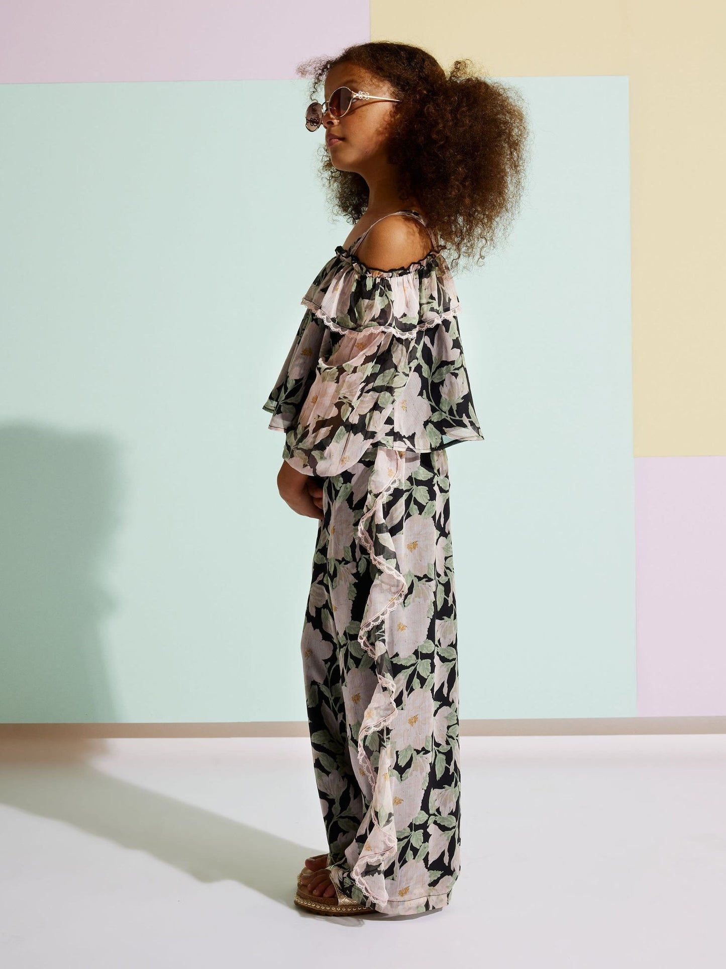 Dsiney Kidz - River Island Black Floral Chiffon Trousers image 2