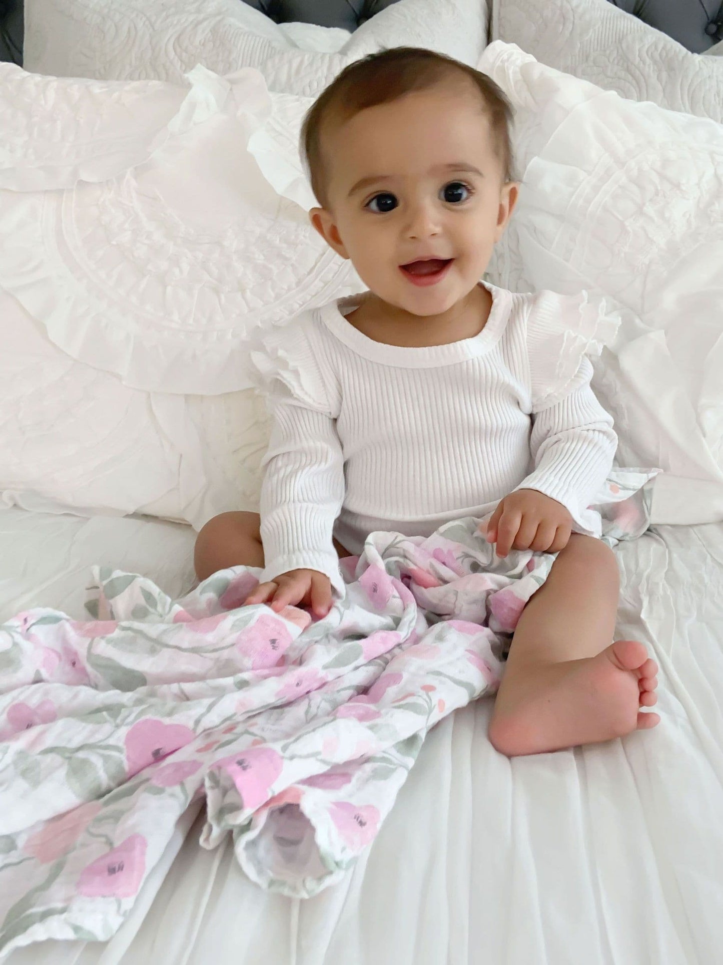 aden + anais Pink Large Muslin Blanket Ma Fleur image 1