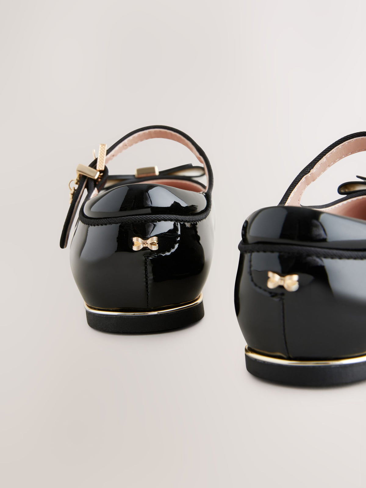 Baker by Ted Baker Girls Back to School Patent Mary Jane Black Shoes with Bow image 5