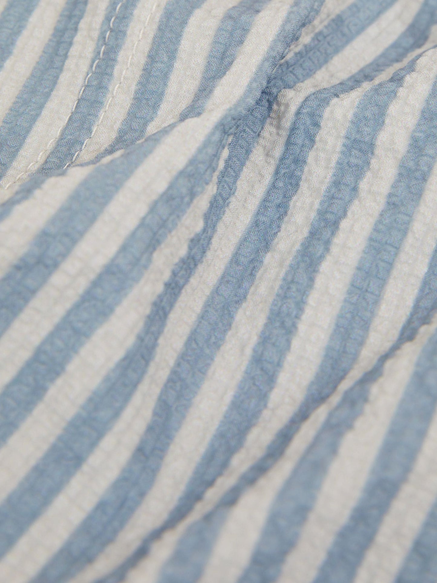 Reiss Soft Blue/White Bay 9-13 yrs Seersucker Striped Swim Shorts image 4