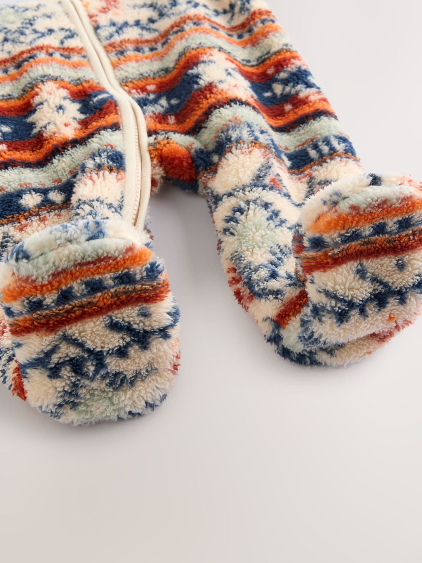 Dsiney Kidz - White Fairisle Pattern Zip Through Fleece Baby Pramsuit (0mths-2yrs) image 8