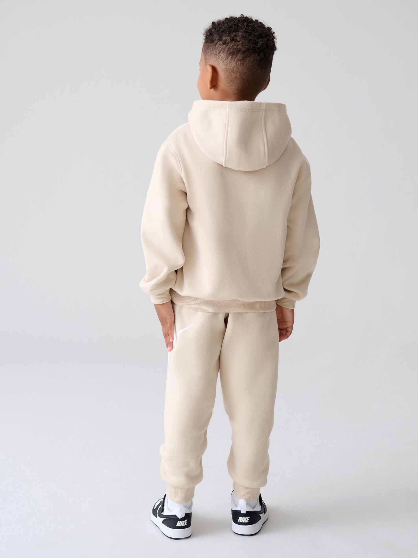 Dsiney Kidz - Nike Cream Little Kids Club Fleece Tracksuit Set image 5