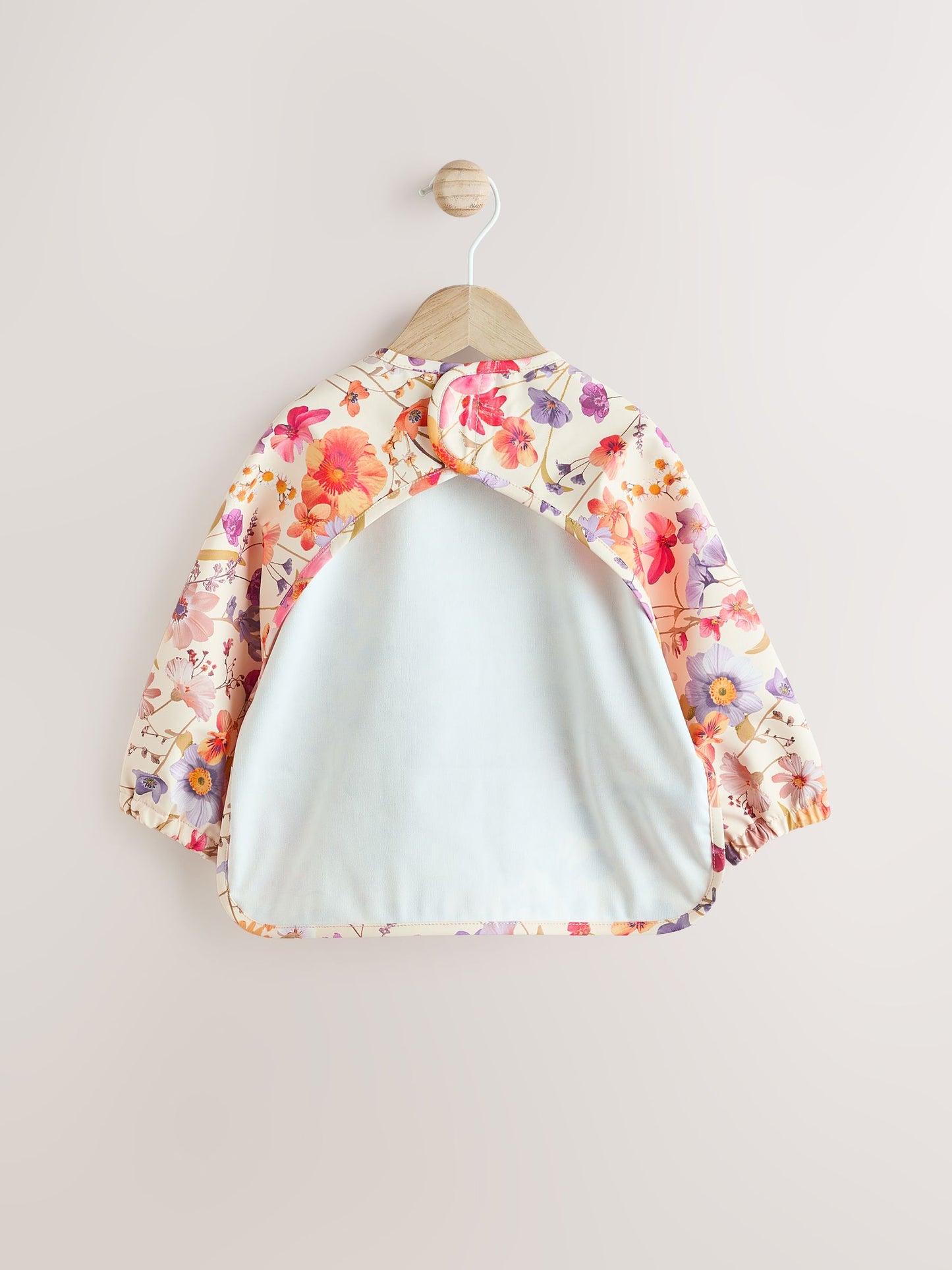 Natural Calm Floral Weaning And Feeding Sleeved Bib image 3