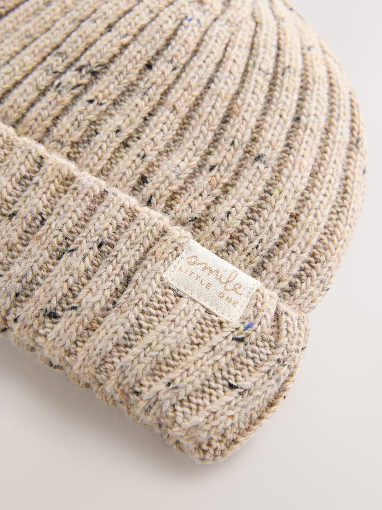 Neutral Baby Knitted Beanie Hat (0mths-2yrs)