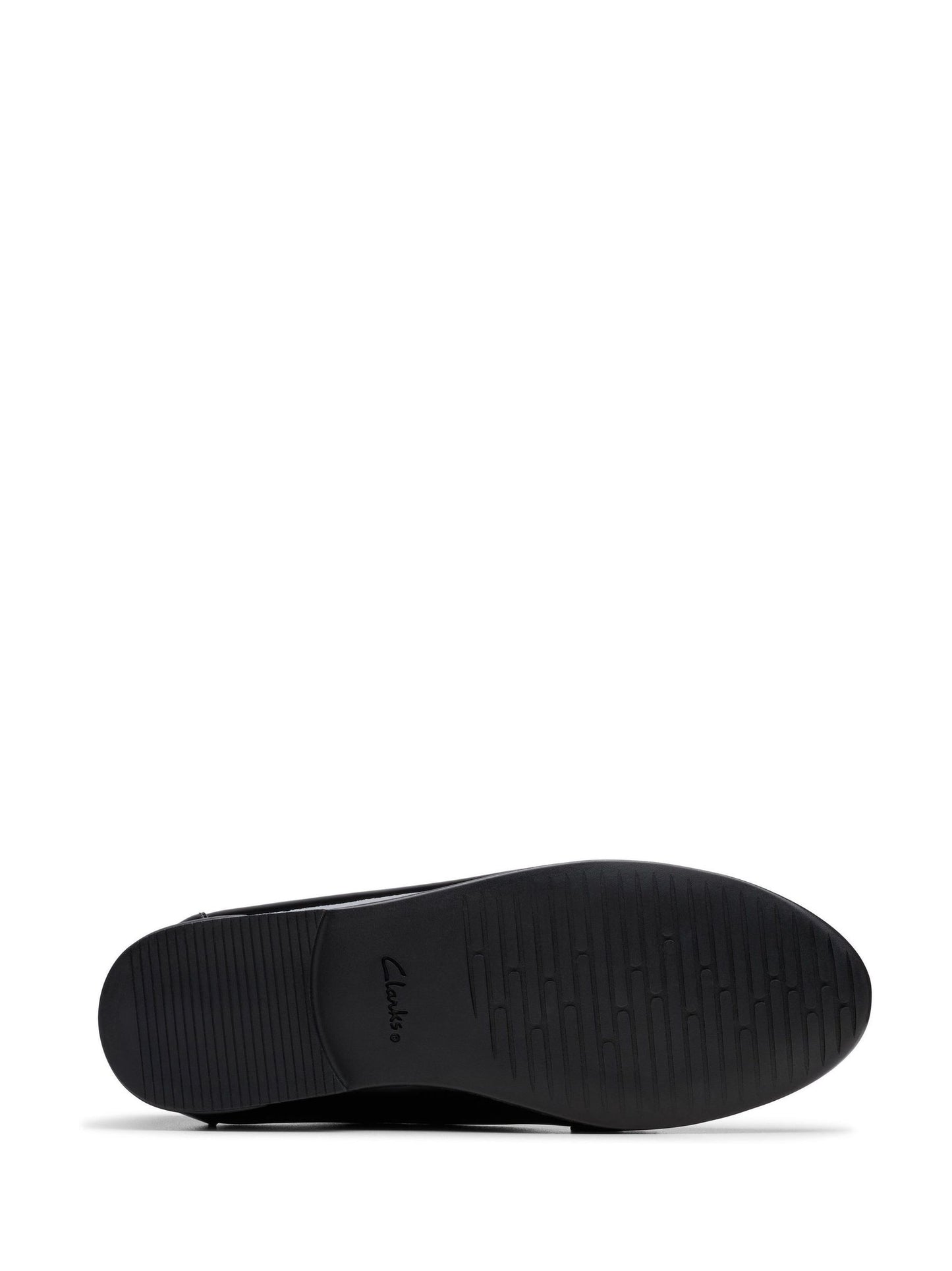 Dsiney Kidz - Clarks Black Patent Standard Fit (F) Finja Loafer Older Shoes image 6