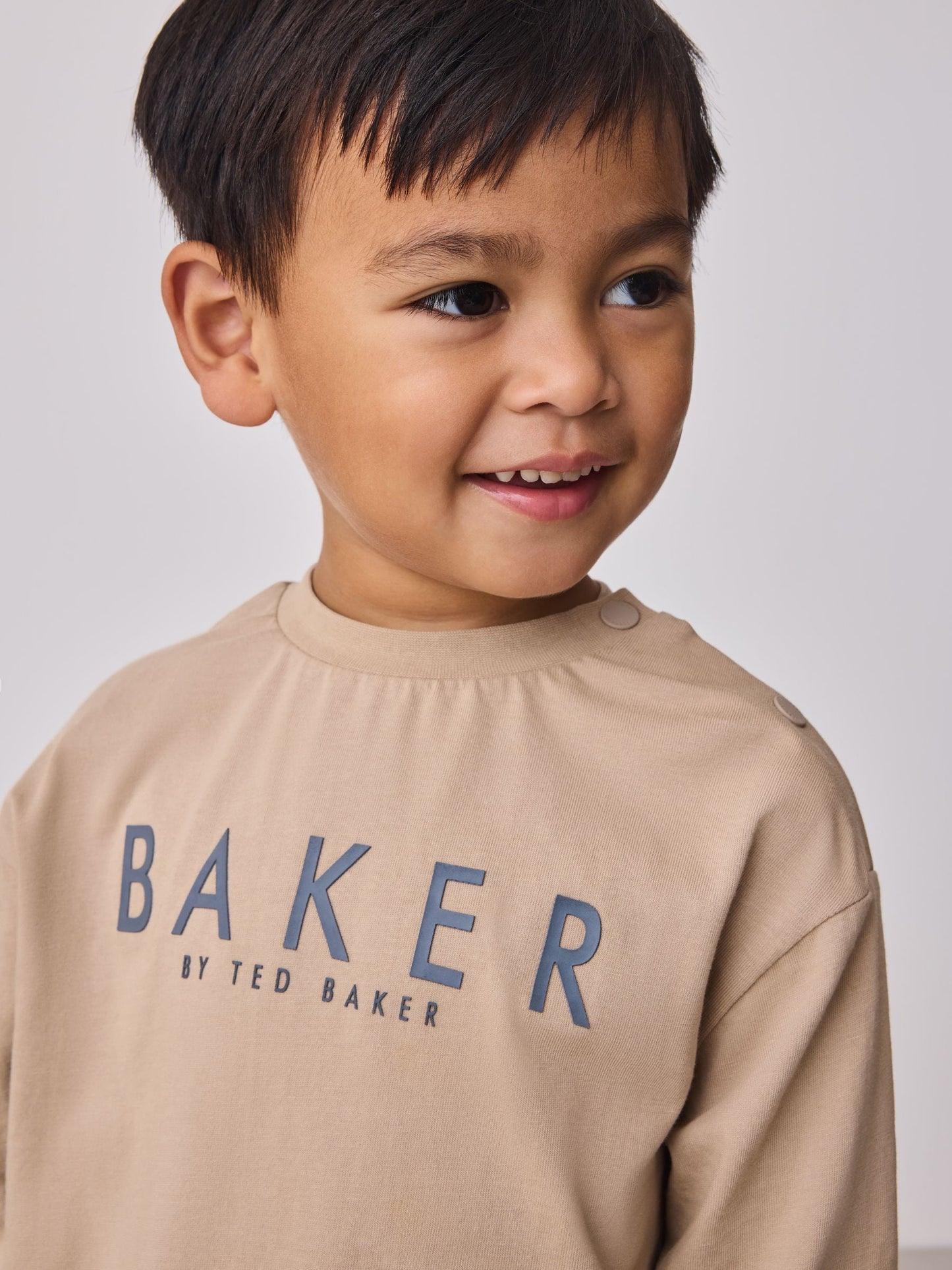 Baker by Ted Baker 3 Piece Stone Borg Gilet, Sweatshirt and Joggers Set image 7