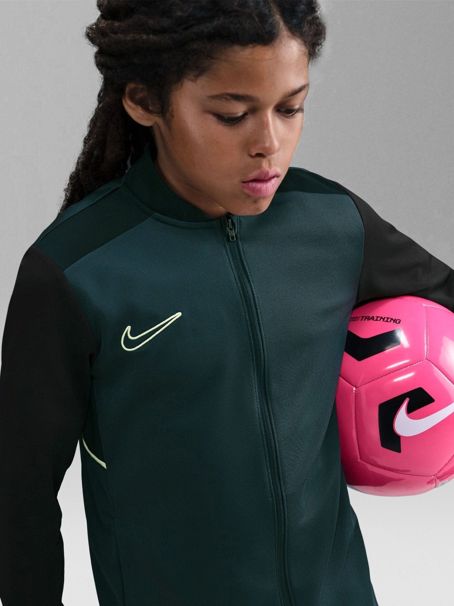 Dsiney Kidz - Nike Dark Seaweed Green Academy 25 Dri-FIT Tracksuit image 5