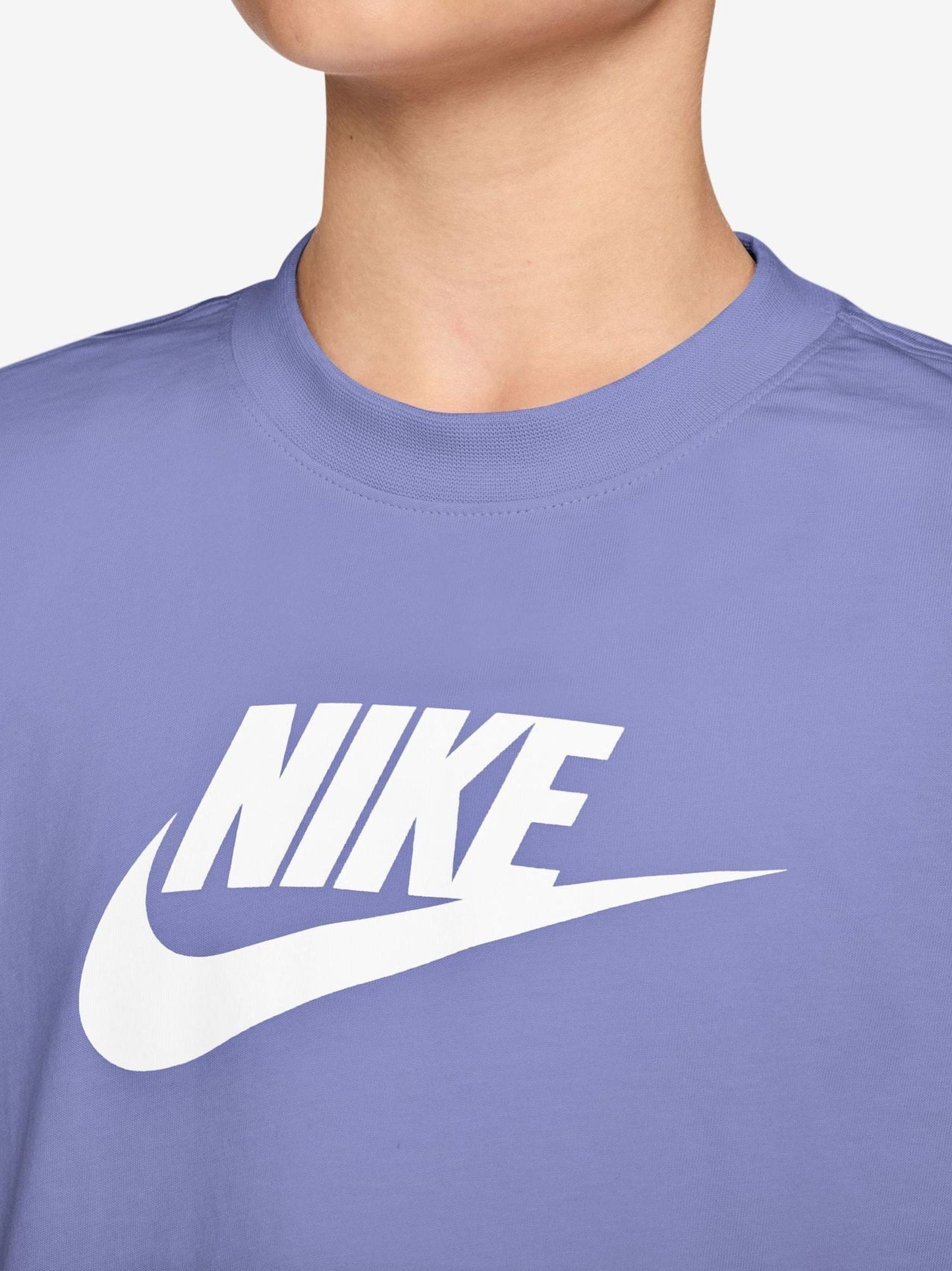 Dsiney Kidz - Nike Purple Cropped T-Shirt image 3