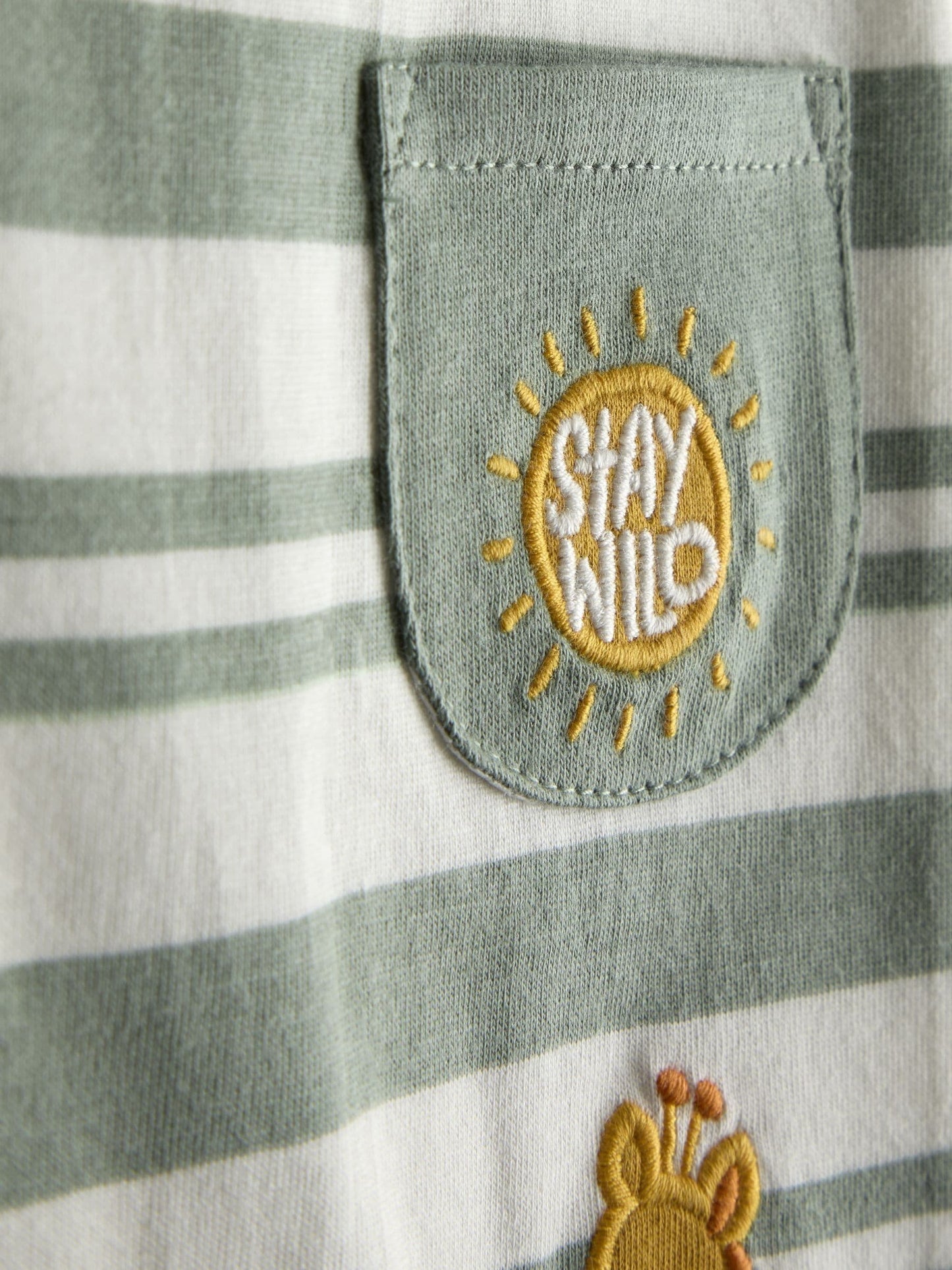 Dsiney Kidz - JoJo Maman Bébé Khaki Green Safari Appliqué T-Shirt image 3