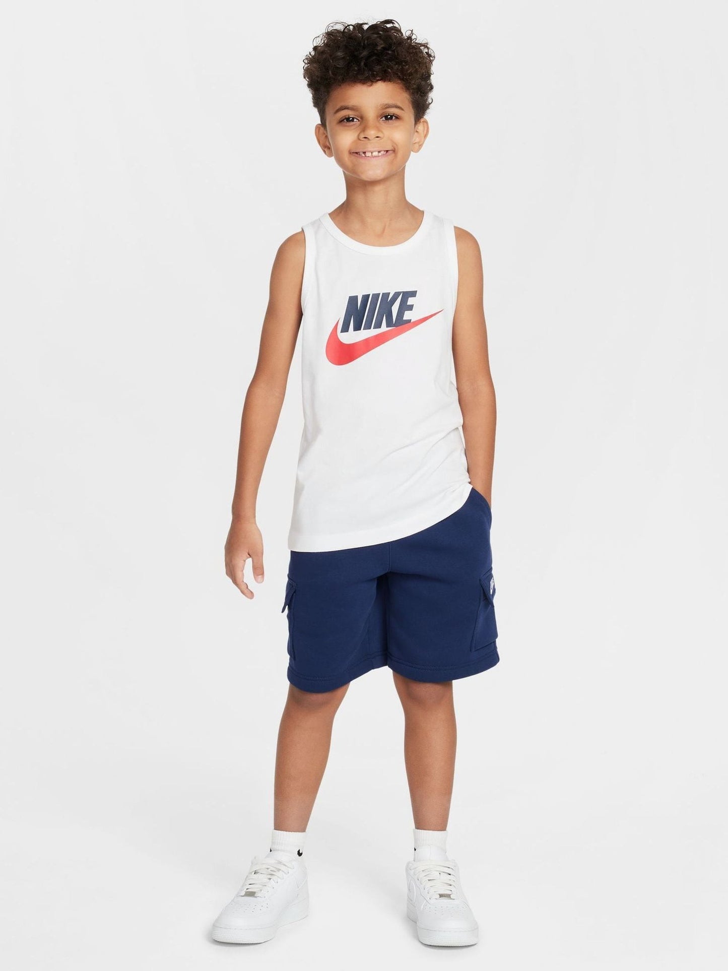 Dsiney Kidz - Nike White Sportswear Vest image 5