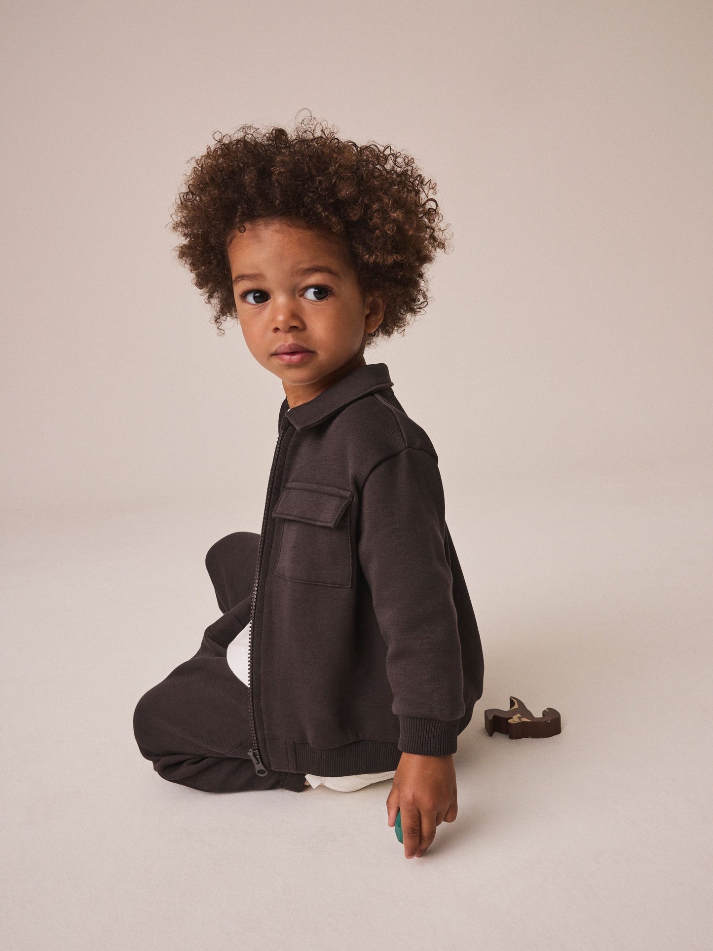 Dsiney Kidz - Chocolate Brown Smart Jacket Top & Trousers Set 3 Piece (3mths-7yrs) image 3