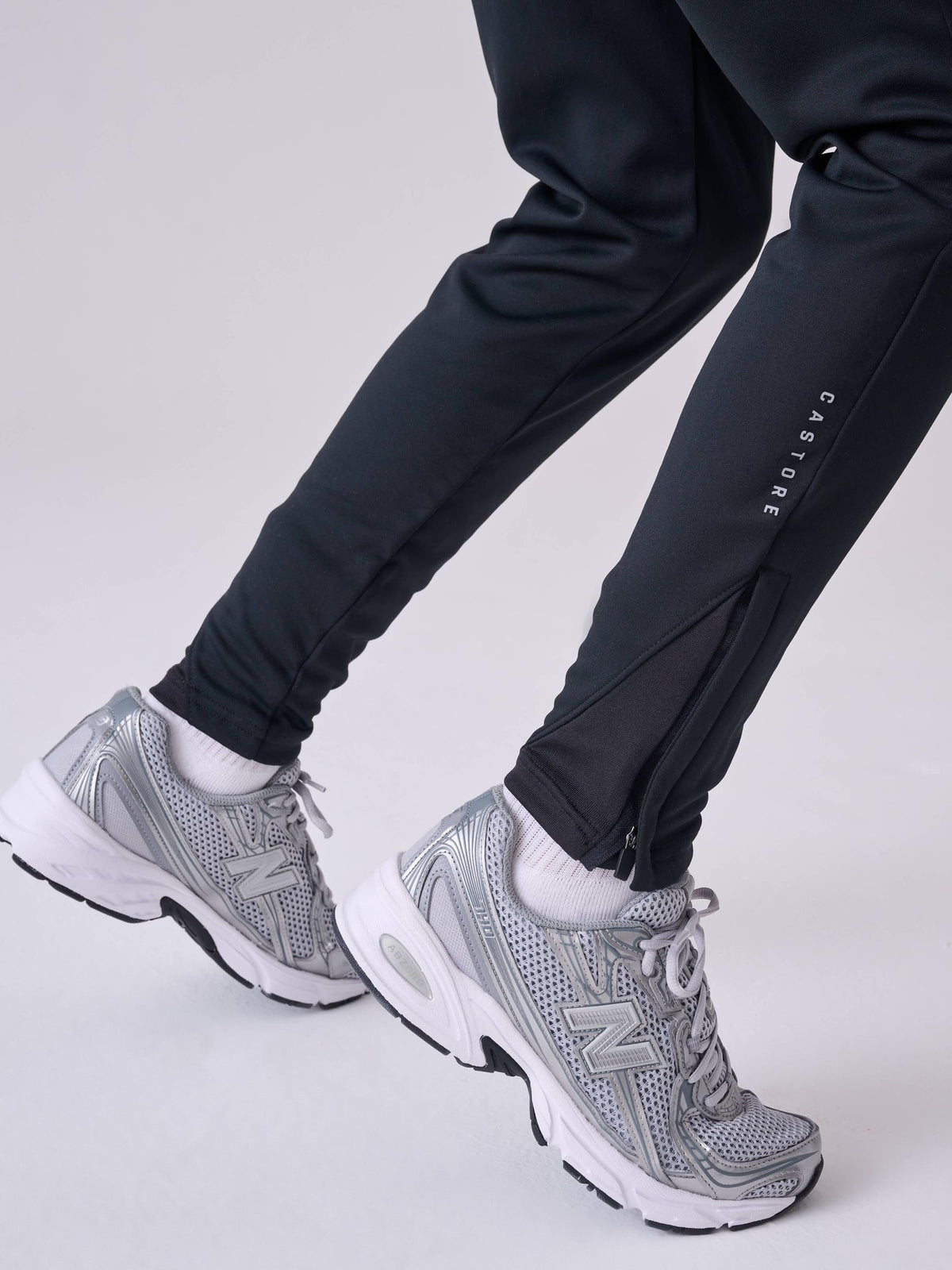 Castore Black Training Tracksuit - image 9
