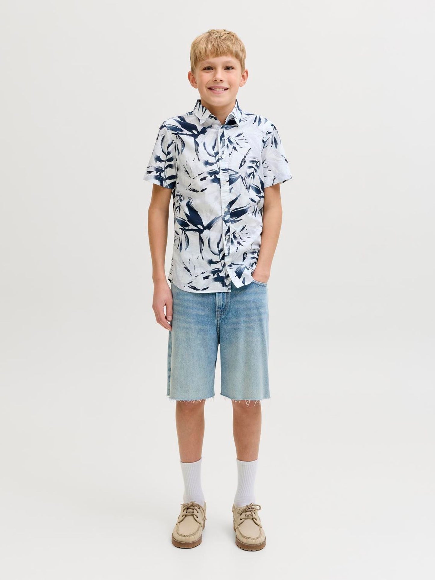 Dsiney Kidz - JACK & JONES JUNIOR White All Over Print Short Sleeve Shirt image 4