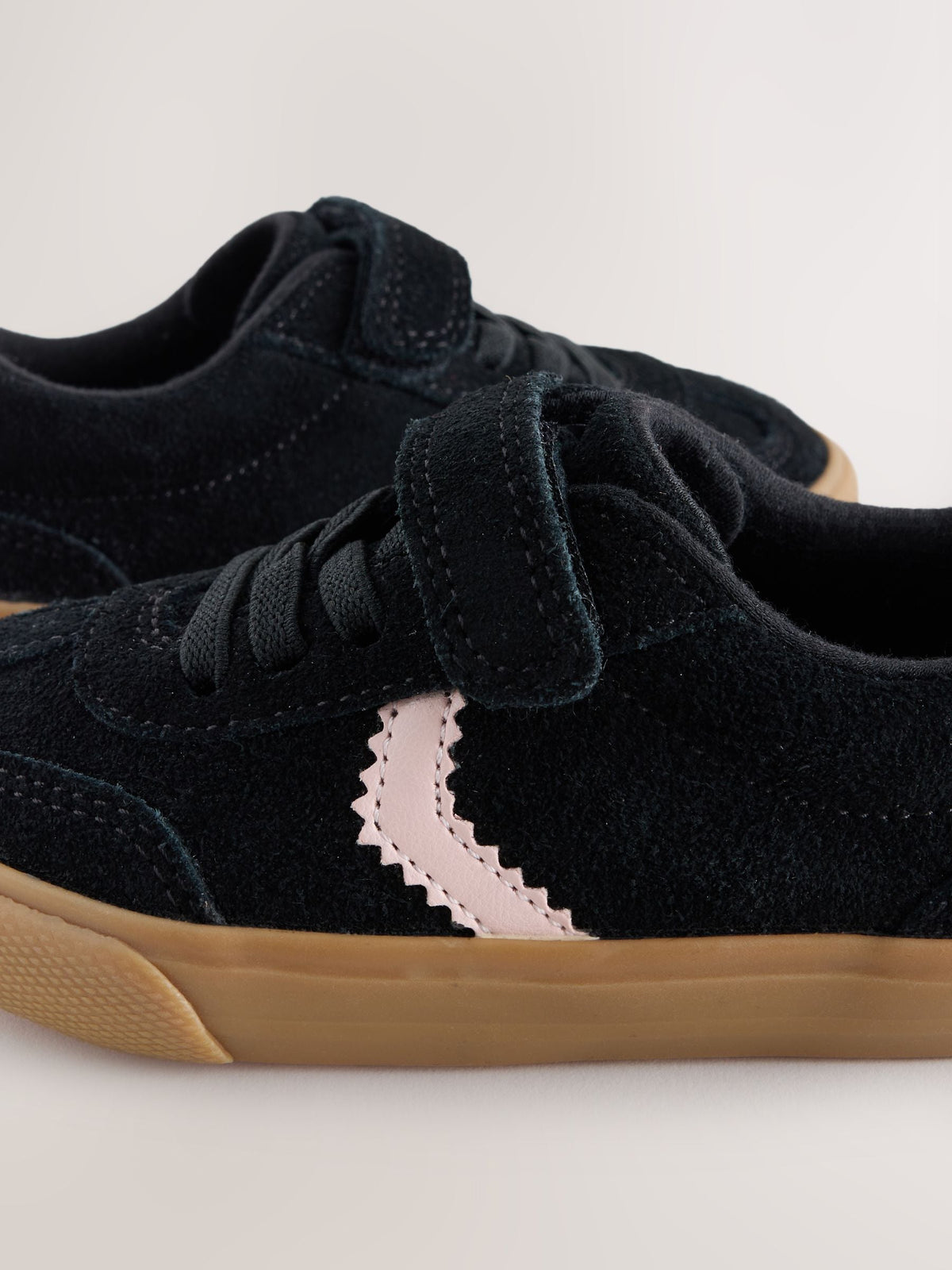 Dsiney Kidz - Black Wide Fit (G) Touch Fastening Elastic Lace Trainers image 5