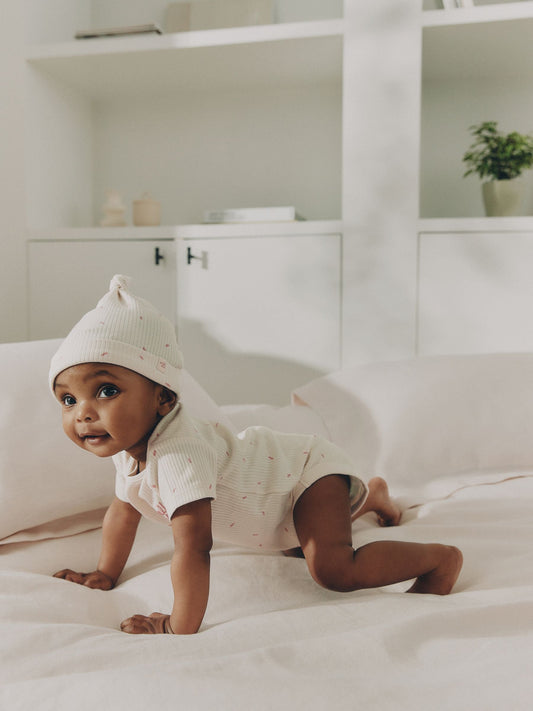 Cream Milk Club Baby Sleepsuit, Bodysuit, Bib and Hat Set 4 Piece (0-9mths) image 2