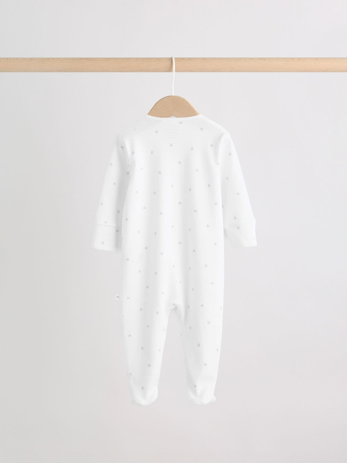 White Baby Sleepsuit, Bodysuit, Hat and Bib Set 4 Piece (0-9mths) image 6