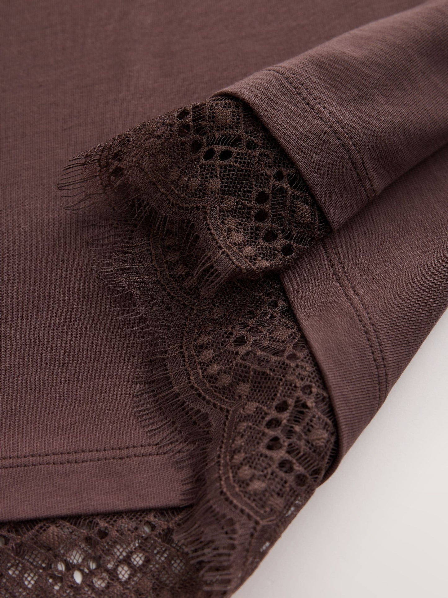 Dsiney Kidz - smALLSAINTS Brown Lace Trim T-Shirt image 6