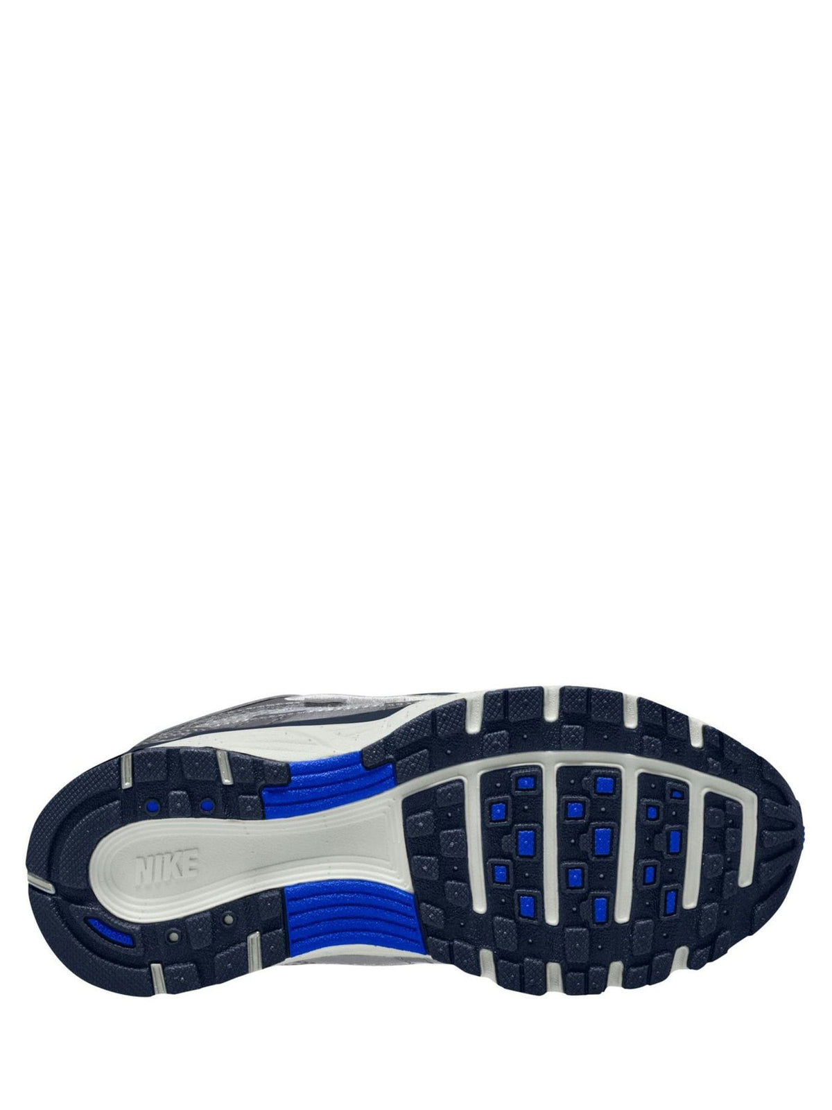 Nike Wolf Grey/Blue Junior P6000 Trainers image 4