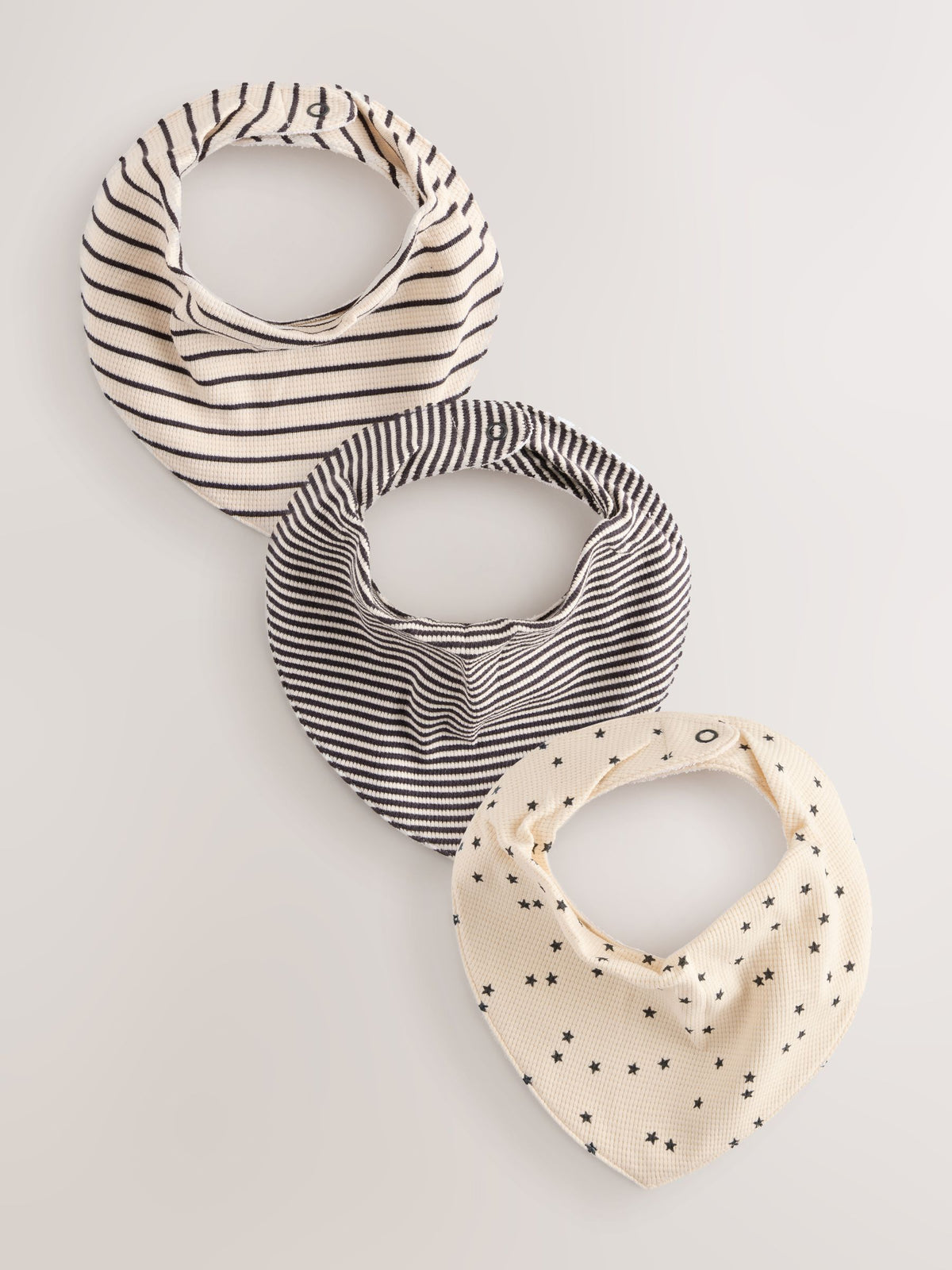 Dsiney Kidz - Monochrome Baby Dribble Bibs 3 Pack image 1