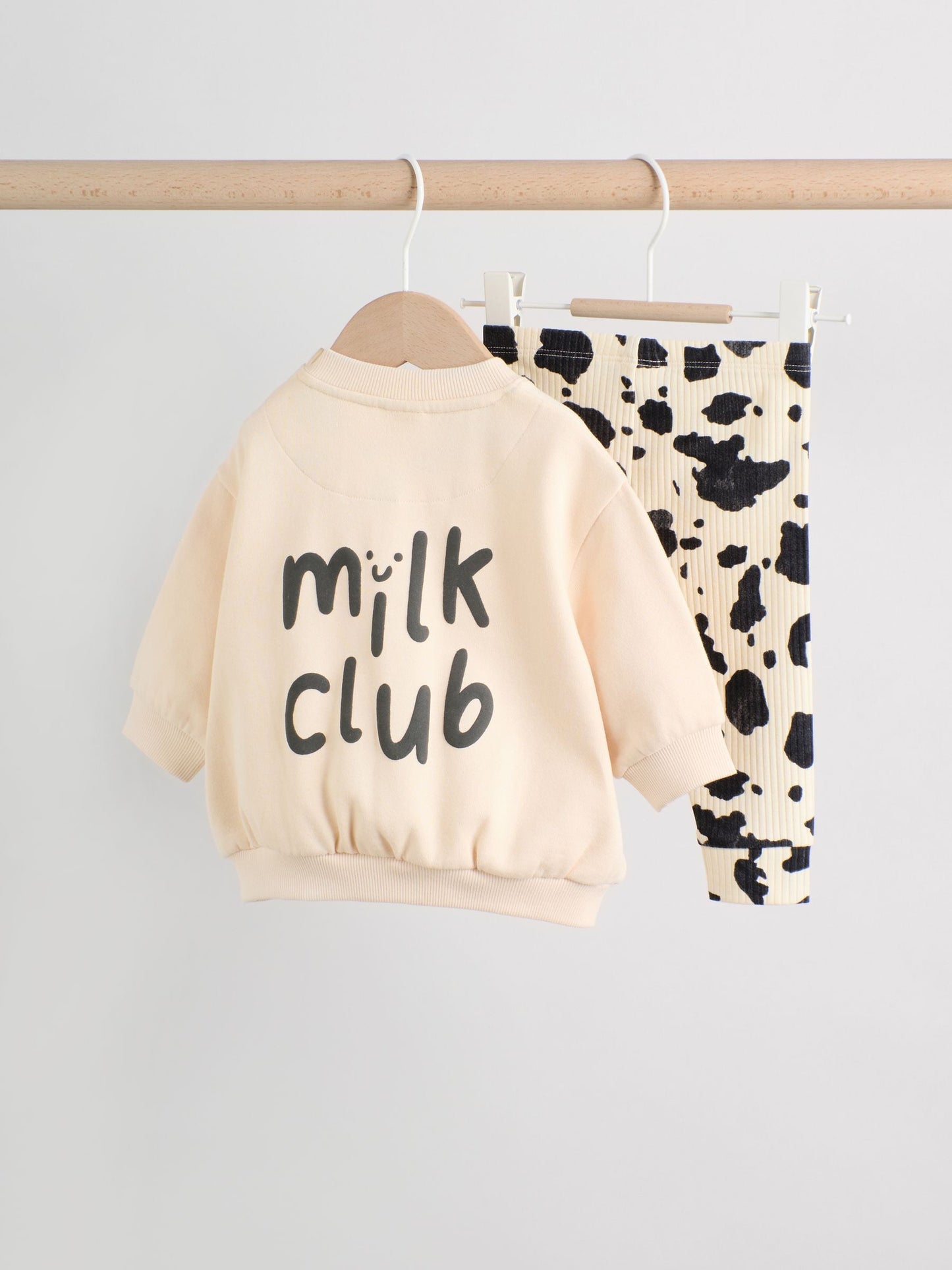 Neutral/Cow Milk Club Printed Sweat and Leggings Baby Set (0mths-2yrs) image 7