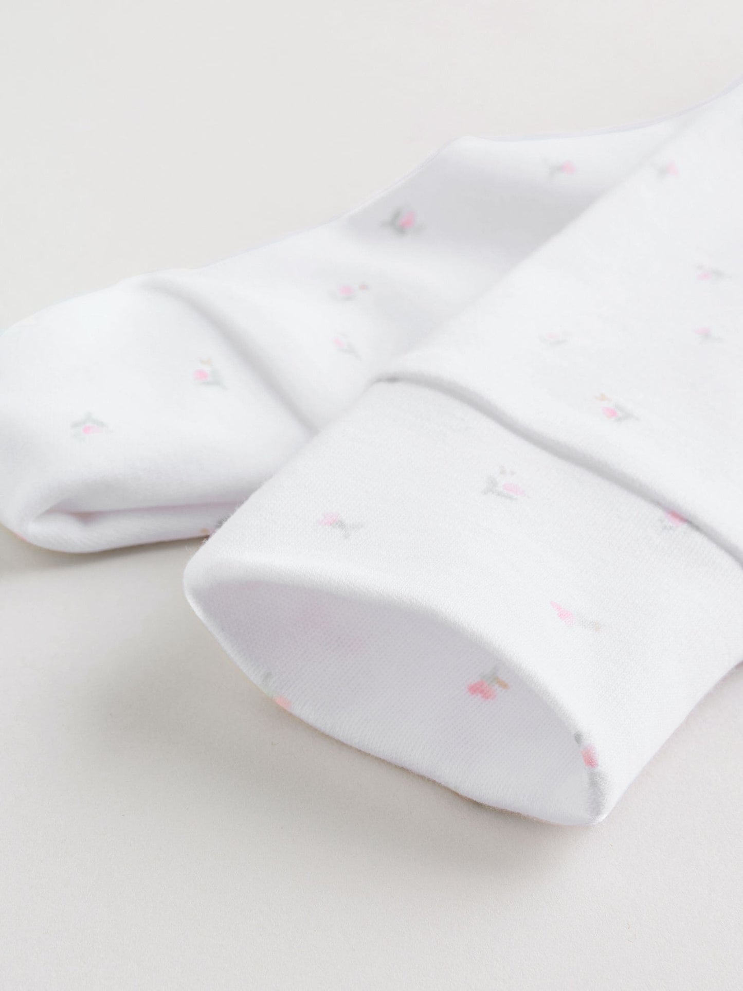 White/Pink Collar Baby Sleepsuits 3 Pack (0-2yrs) image 8