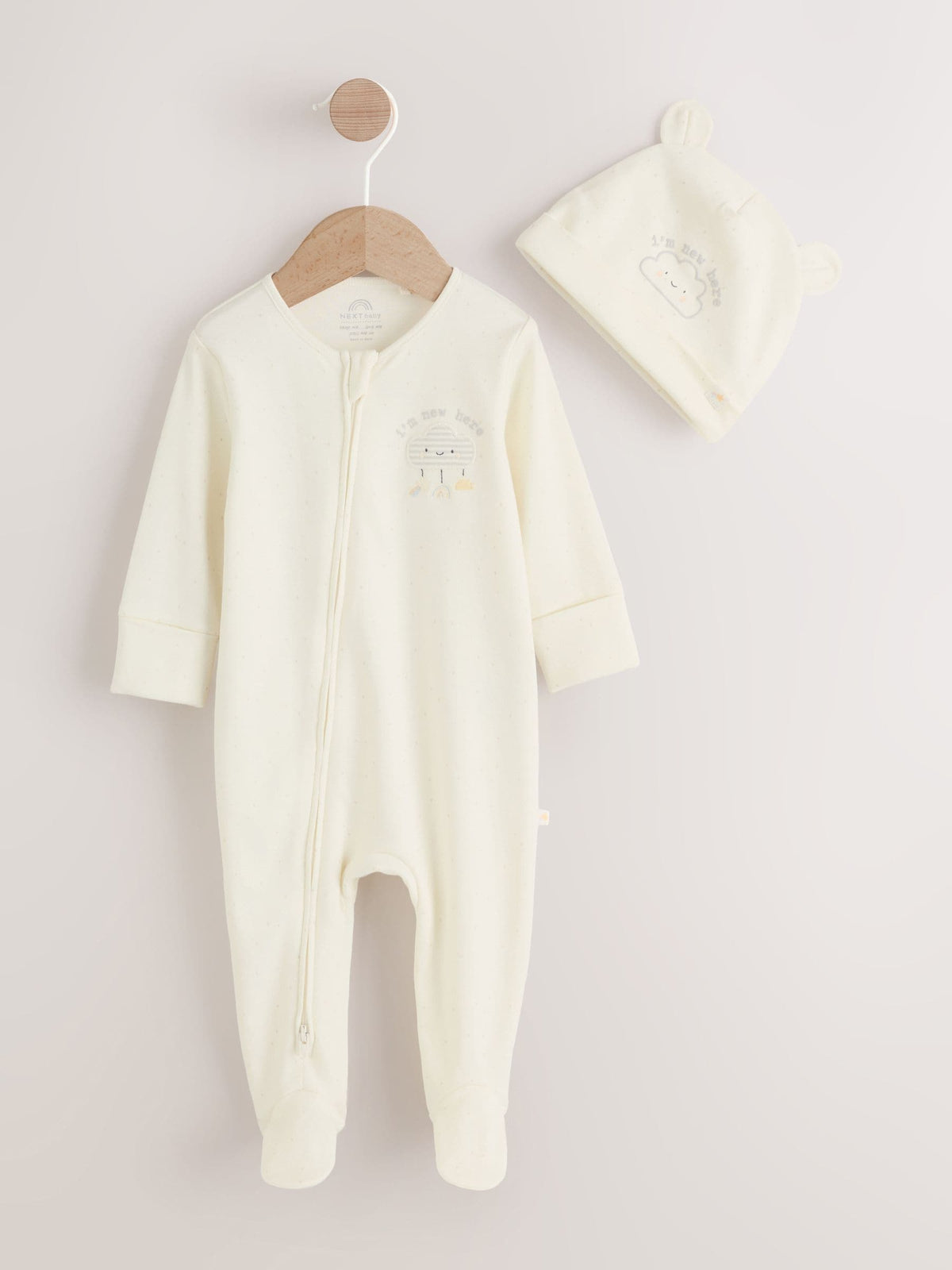 Neutral Im New Here Sleepsuit And Hat Set (0-9mths) image 6