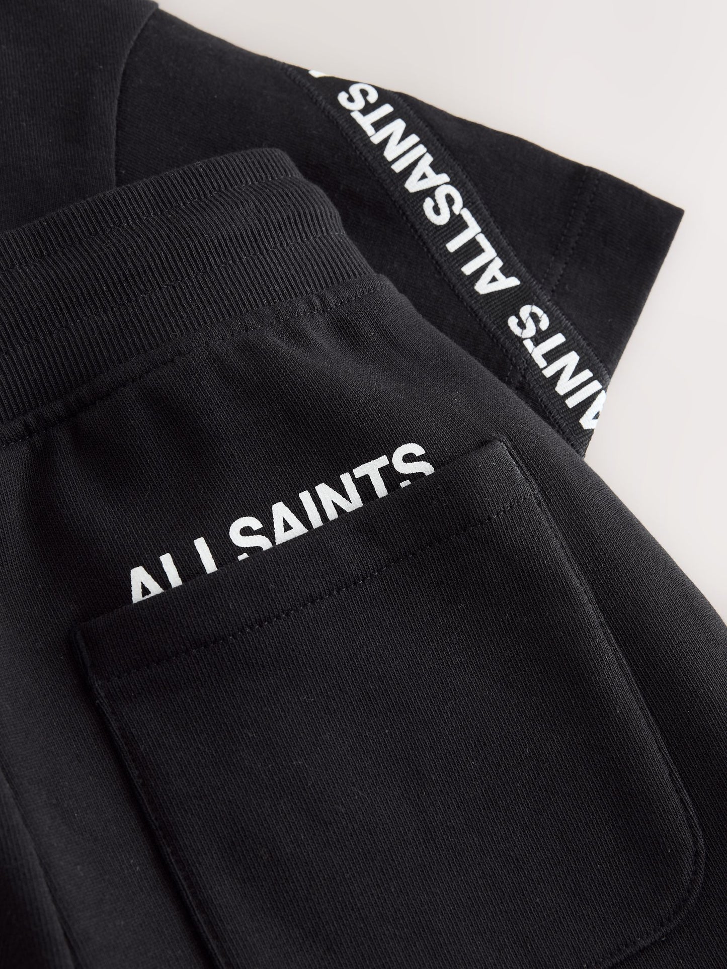 Dsiney Kidz - smALLSAINTS Black Logo Tape T-Shirt and Sweat Shorts Set image 11