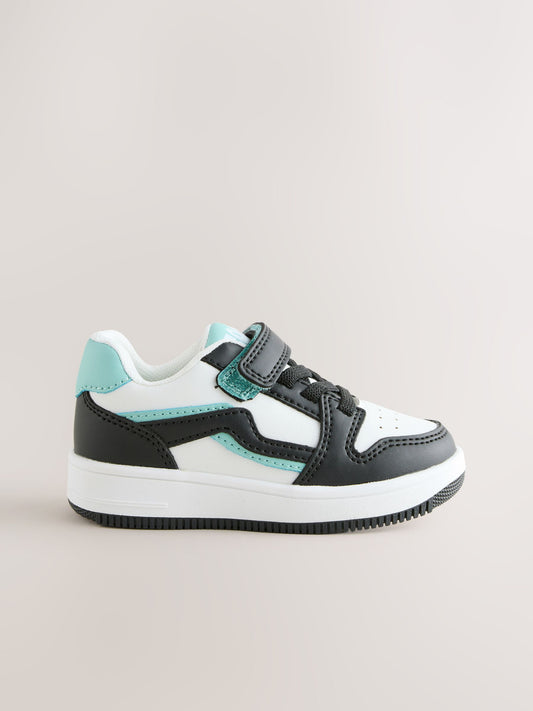 Black/White Touch Fastening Elastic Lace Trainers image 2