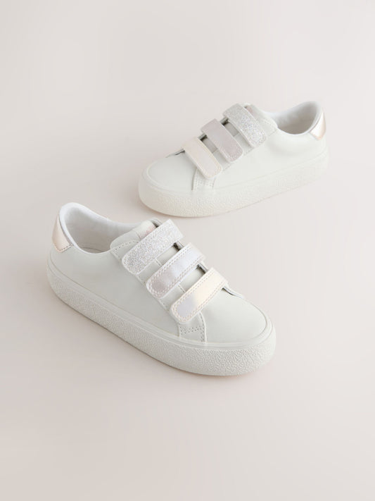 White Touch Fastening Wide Fit (G) Low Top Trainers image 1