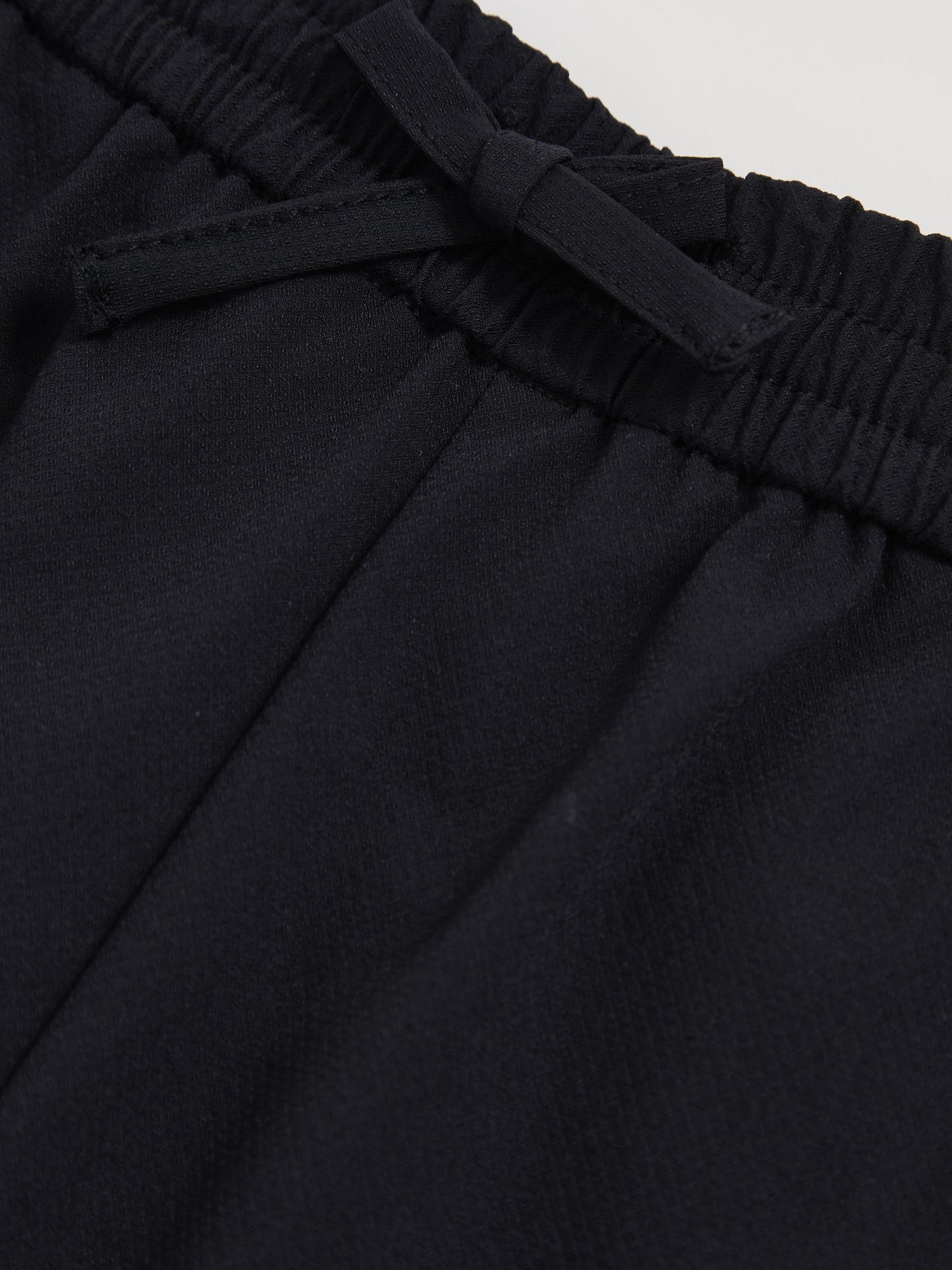 Reiss Black Lucian 9-13 yrs Technical Drawstring Trousers image 4