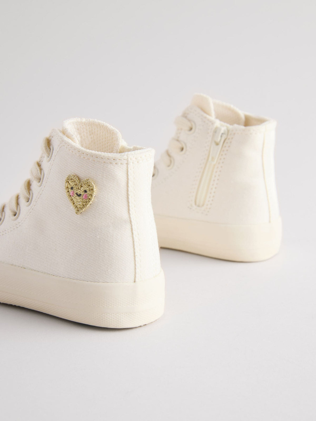Dsiney Kidz - White Wide Fit (G) High Top Trainers image 4