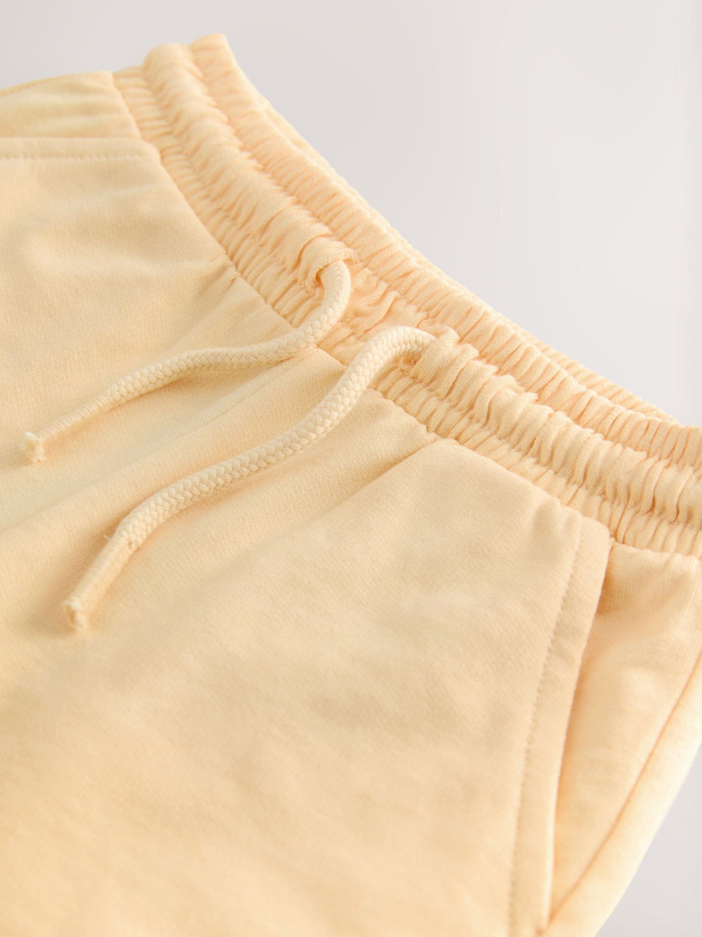 Butter Yellow Jersey Shorts (3mths-7yrs) image 4