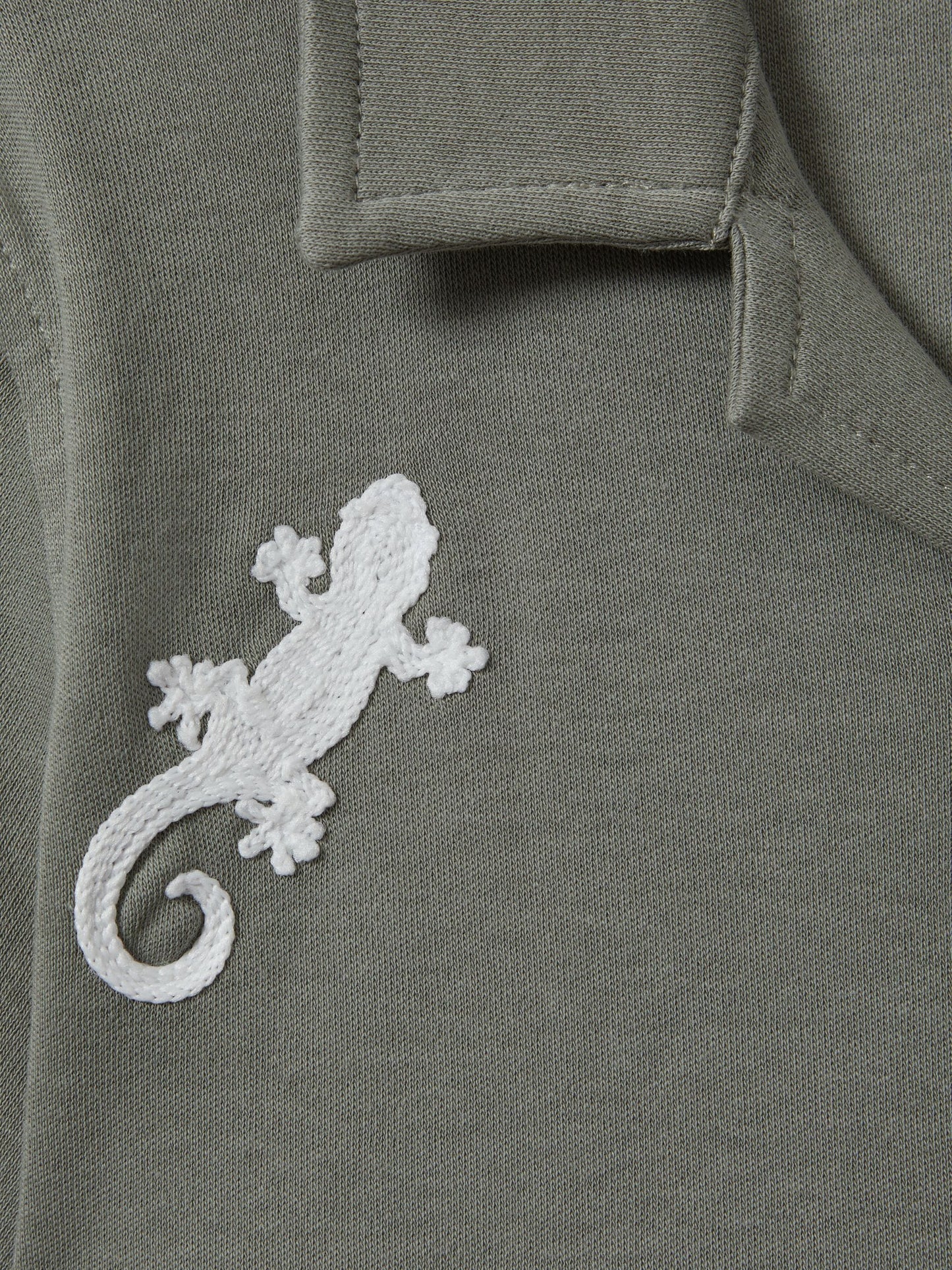 Dsiney Kidz - Reiss Sage/White Thar 9-13 yrs Cotton Reptile Patch Cuban Collar Shirt image 4