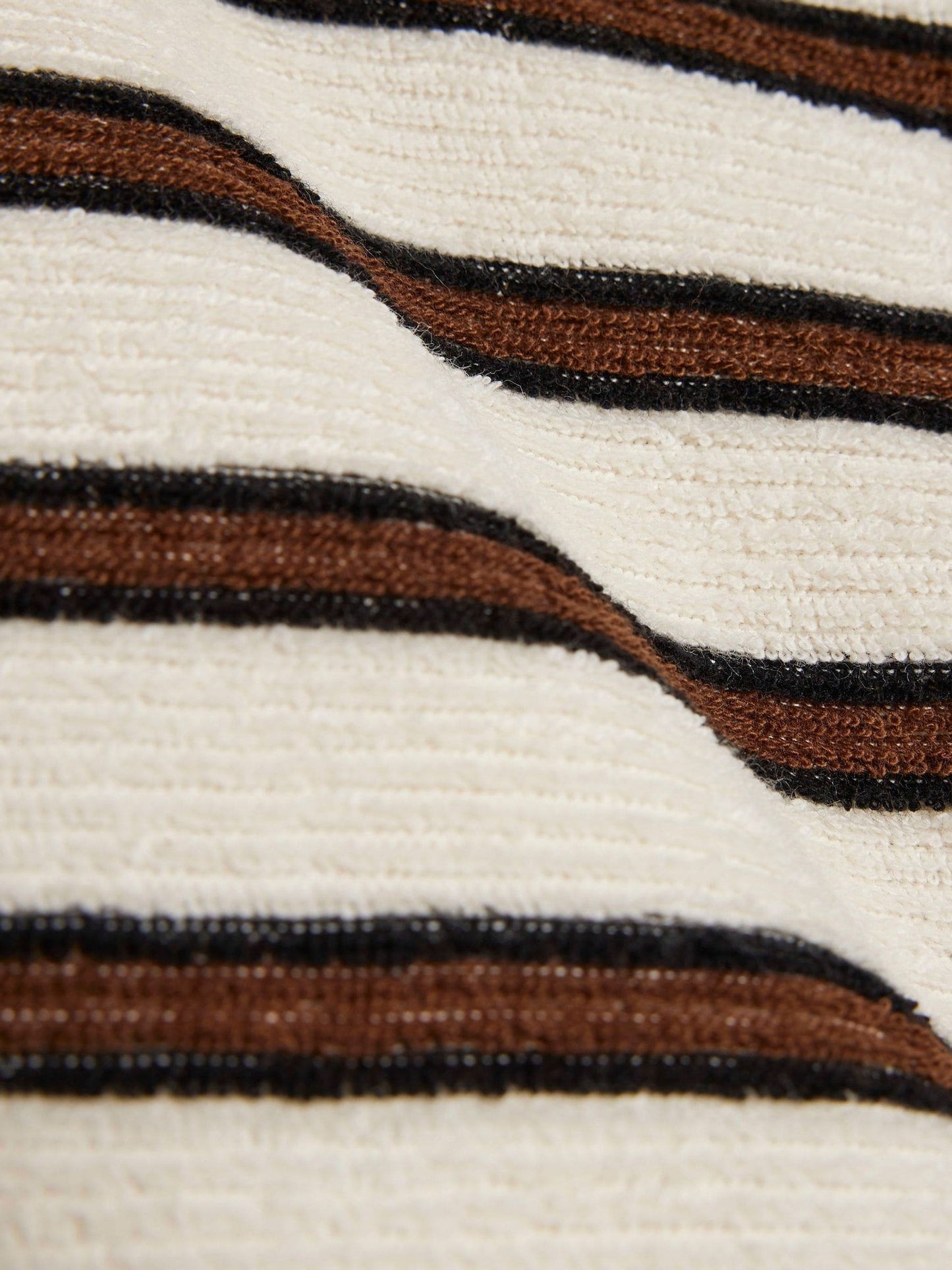 Dsiney Kidz - River Island Brown Stripe Towelling Top & Shorts Set image 5