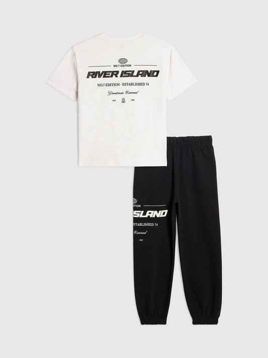 Dsiney Kidz - River Island White River Athelesuire T-Shirt & Jogger Set image 2