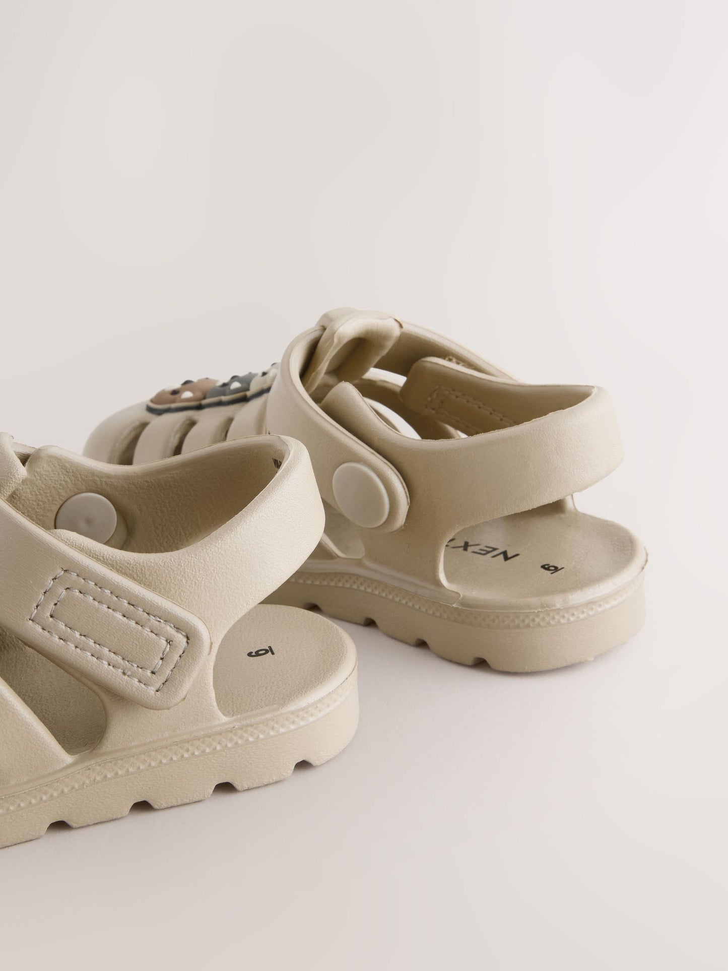 Neutral Bear Fisherman Sandals image 7