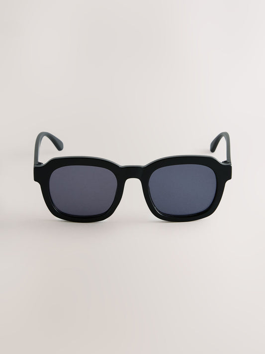 Matt Black Oval Sunglasses image 3