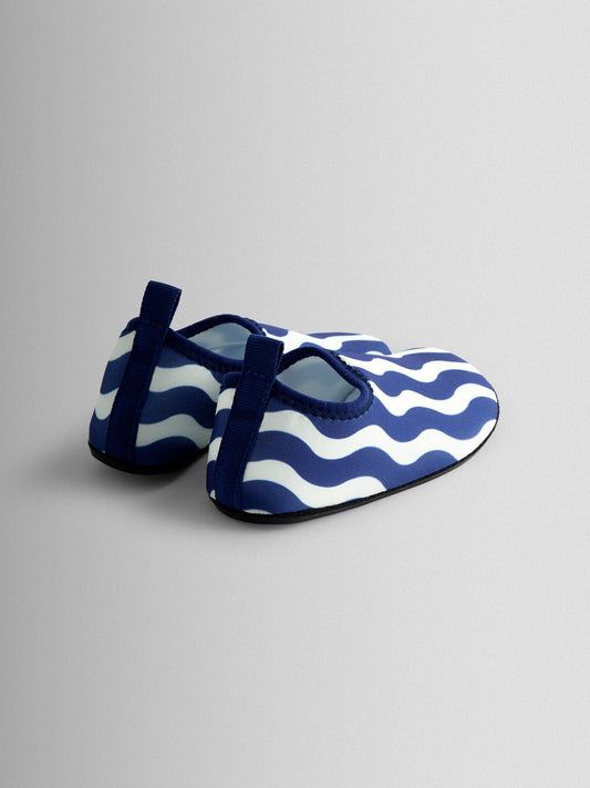 JoJo Maman Bébé Blue Wavy Water Shoes image 2