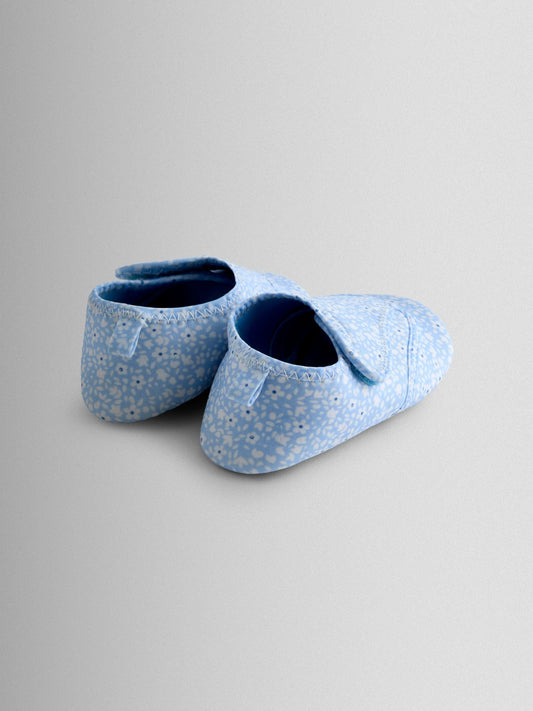 Dsiney Kidz - JoJo Maman Bébé Blue Ditsy Baby Water Shoes image 2