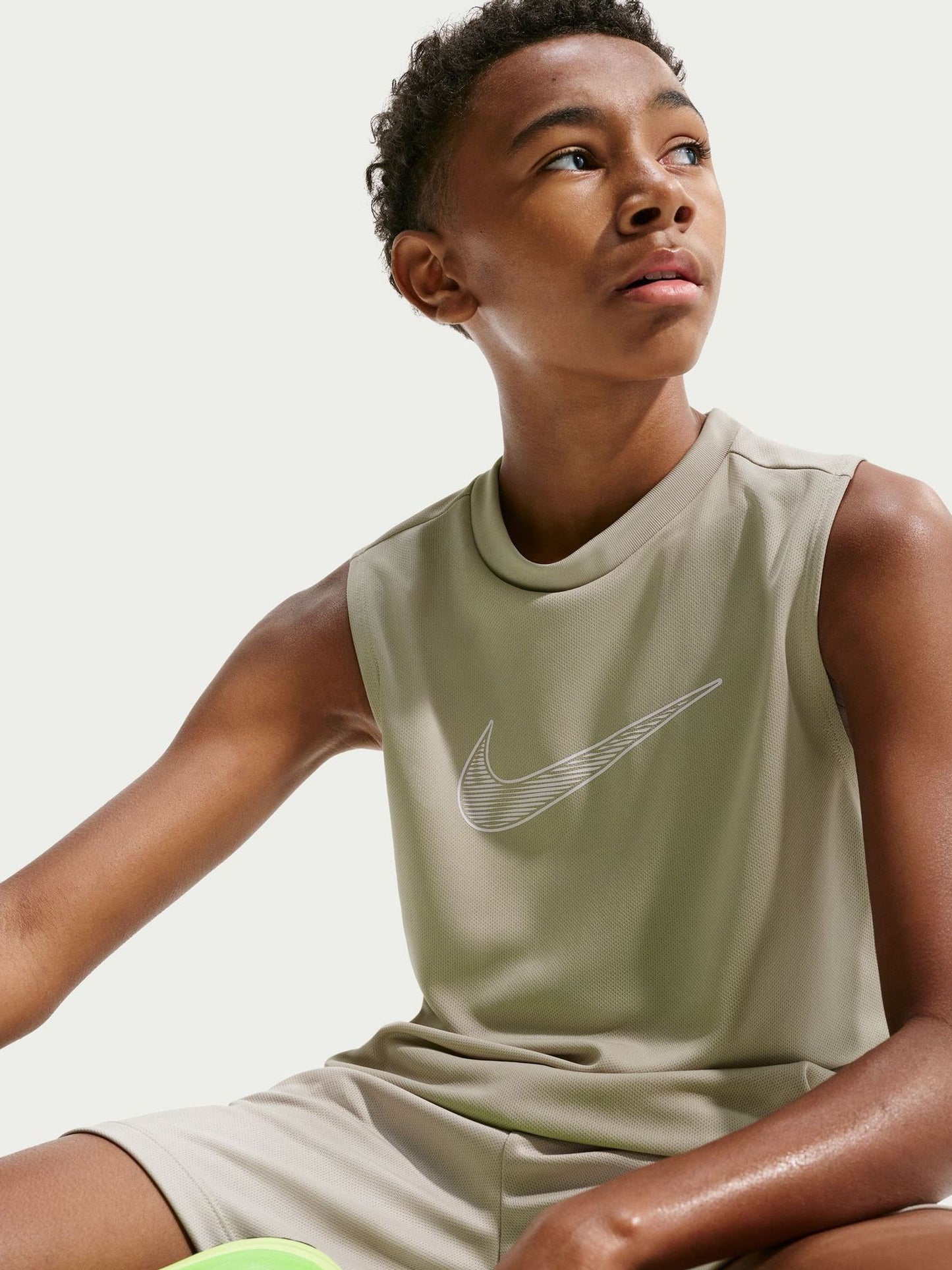 Dsiney Kidz - Nike Spruce Fog Grey Multi Dri-FIT Vest image 5
