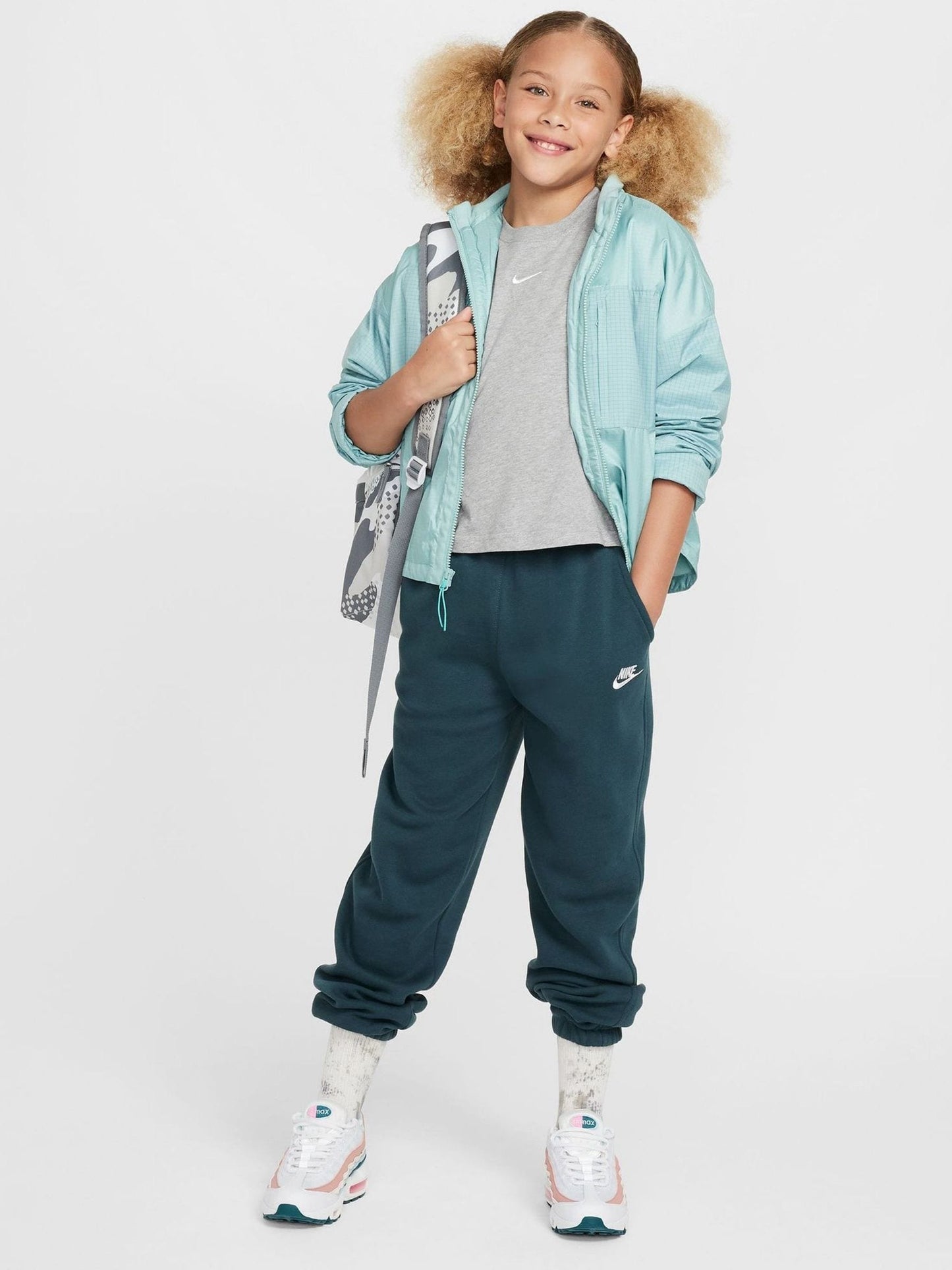 Dsiney Kidz - Nike Grey Heather Sportswear Boxy T-Shirt image 4