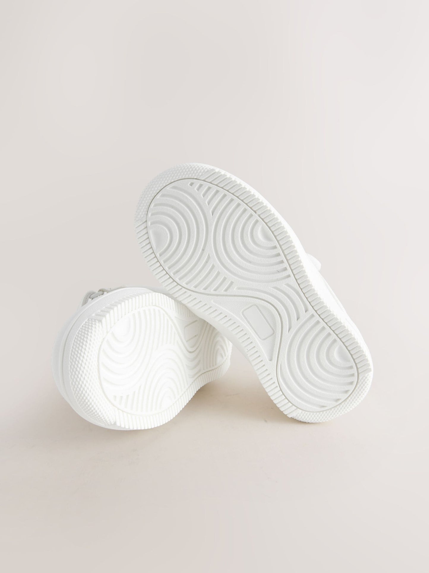 White Standard Fit (F) Touch Fastening Elastic Lace Trainers image 8