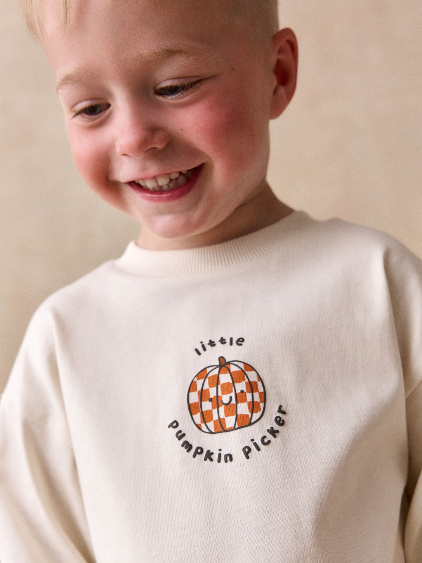 White Halloween Pumpkin Graphic Printed Top and Legging Set (3mths-7yrs) image 4