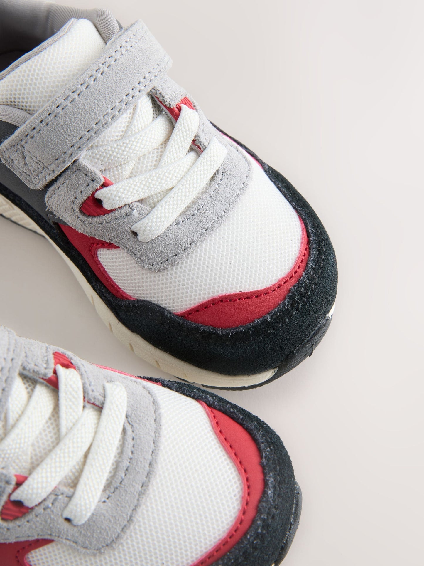 Black/Red Standard Fit (F) Elastic Lace Trainers image 8