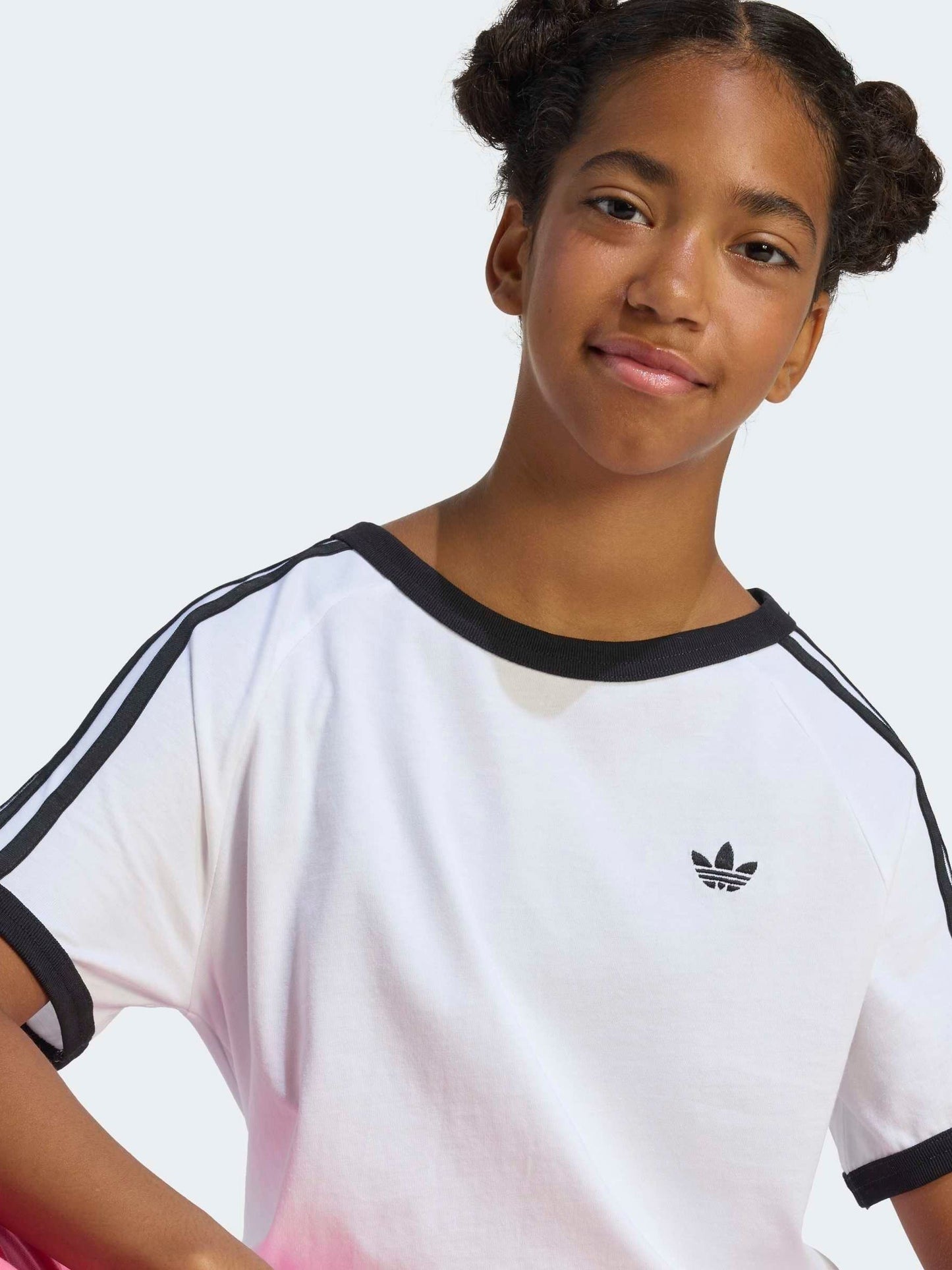 Dsiney Kidz - adidas Originals White 3 Stripes T-Shirt image 5