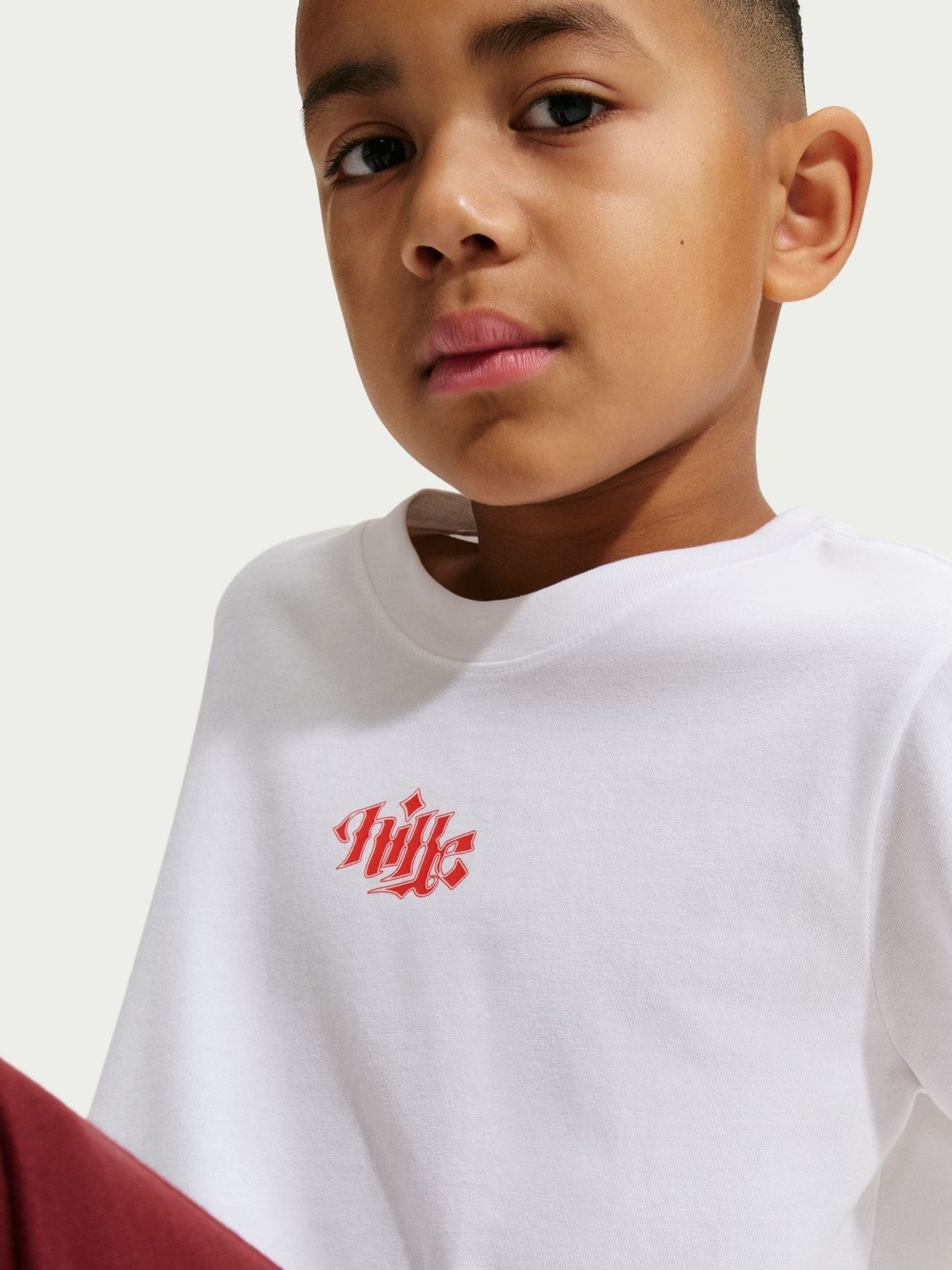 Dsiney Kidz - Nike White Valentines Graphic T-Shirt image 5