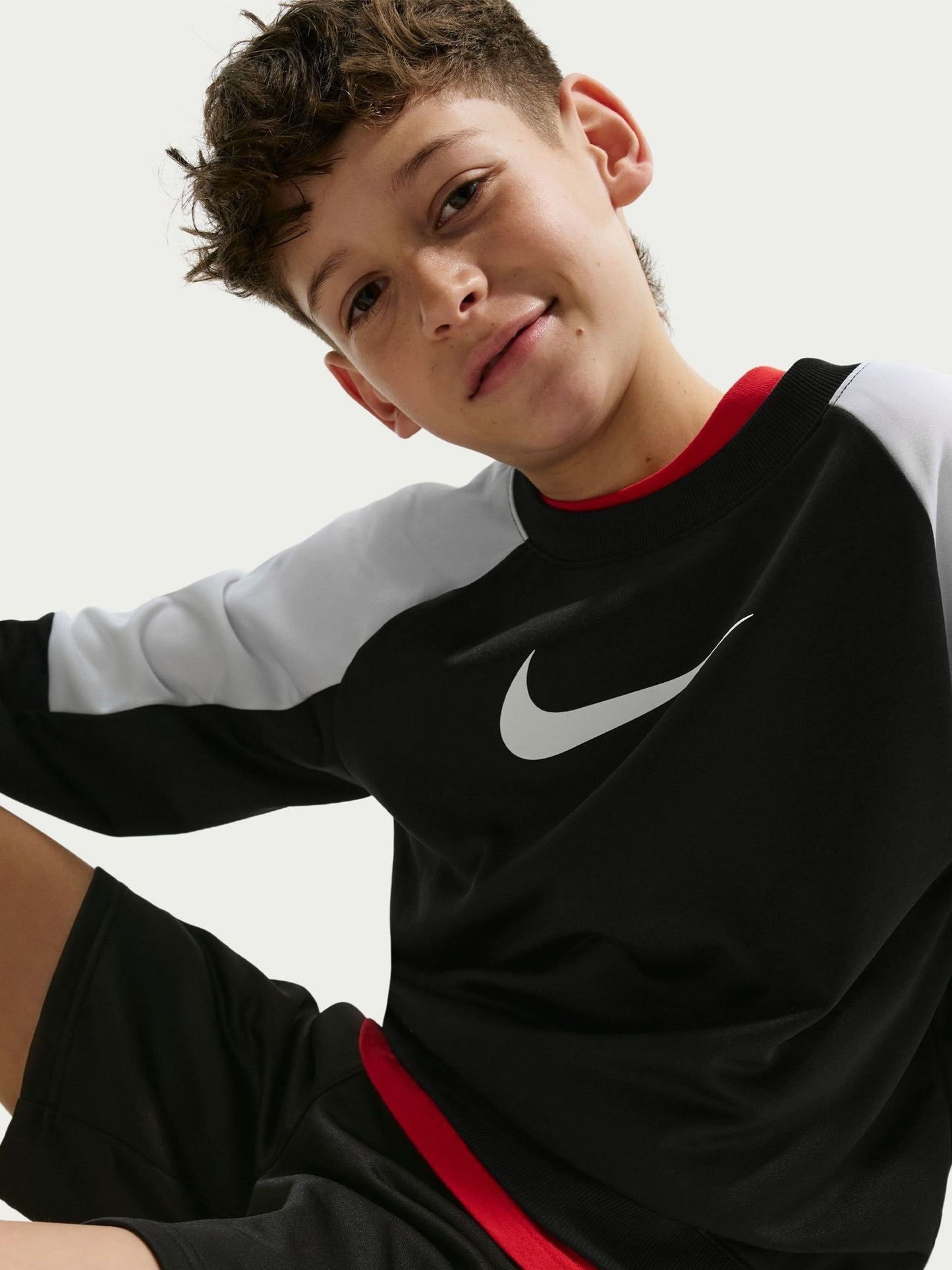 Dsiney Kidz - Nike Black Crew and Shorts Tracksuit image 5